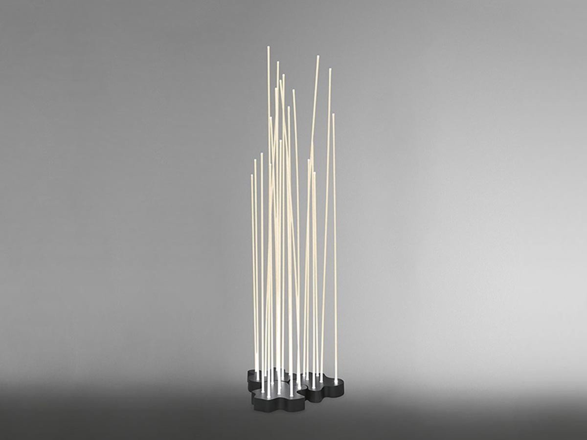 【アルテミデ/Artemide / GOODS】のREEDS LED F Triple / リード LED トリプル 人気、トレンドファッション・服の通販 founy(ファニー) 　送料無料　Free Shipping　アクリル　Acrylic　ガーデン　Garden　トリプル　Triple　ランダム　Random　ホーム・キャンプ・アウトドア・お取り寄せ　Home,Garden,Outdoor,Camping Gear　家具・インテリア　Furniture　ライト・照明　Lighting & Light Fixtures　フロアライト・スタンドライト　Floor Light/Stand Light　 other-1|ID: prp329100004419050 ipo3291000000030852099