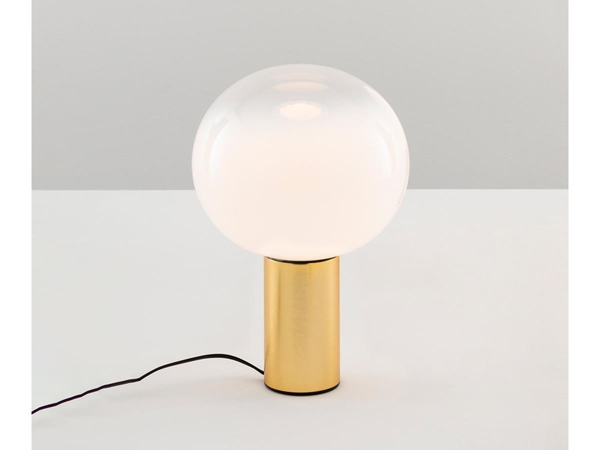 【アルテミデ/Artemide / GOODS】のLAGUNA Table 26 / ラグナ テーブル 26 インテリア・キッズ・メンズ・レディースファッション・服の通販 founy(ファニー) 　送料無料　Free Shipping　エレガント 上品　Elegant　ガラス　Glass　グラデーション　Gradation　シンプル　Simple　テーブル　Table　モダン　Modern　ホーム・キャンプ・アウトドア・お取り寄せ　Home,Garden,Outdoor,Camping Gear　家具・インテリア　Furniture　ライト・照明　Lighting & Light Fixtures　ゴールド|ID: prp329100004419070 ipo3291000000030852217