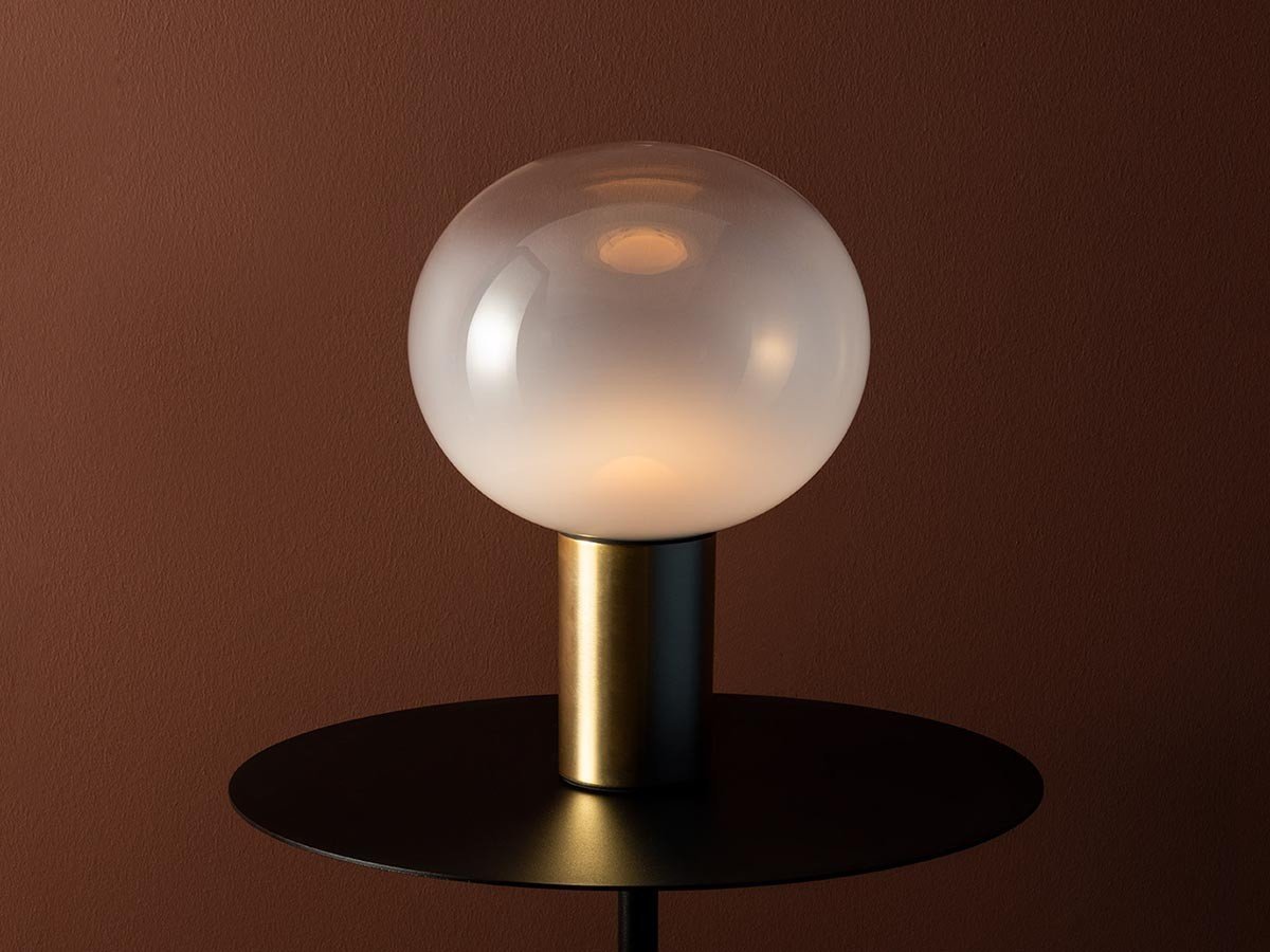 【アルテミデ/Artemide / GOODS】のLAGUNA Table 26 / ラグナ テーブル 26 人気、トレンドファッション・服の通販 founy(ファニー) 　送料無料　Free Shipping　エレガント 上品　Elegant　ガラス　Glass　グラデーション　Gradation　シンプル　Simple　テーブル　Table　モダン　Modern　ホーム・キャンプ・アウトドア・お取り寄せ　Home,Garden,Outdoor,Camping Gear　家具・インテリア　Furniture　ライト・照明　Lighting & Light Fixtures　other-4|ID: prp329100004419070 ipo3291000000031460313