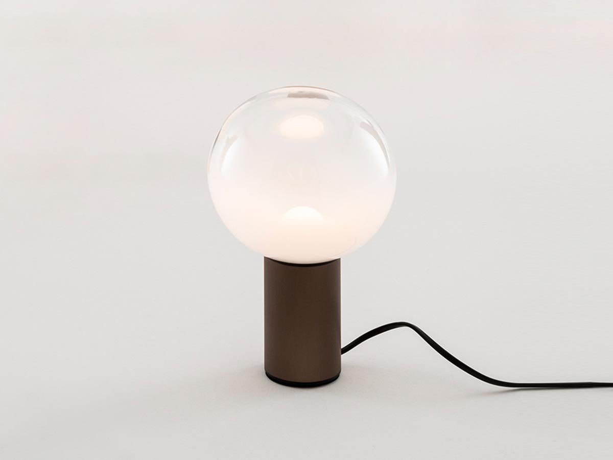 【アルテミデ/Artemide / GOODS】のLAGUNA Table 16 / ラグナ テーブル 16 人気、トレンドファッション・服の通販 founy(ファニー) 　送料無料　Free Shipping　エレガント 上品　Elegant　ガラス　Glass　グラデーション　Gradation　シンプル　Simple　テーブル　Table　モダン　Modern　ホーム・キャンプ・アウトドア・お取り寄せ　Home,Garden,Outdoor,Camping Gear　家具・インテリア　Furniture　ライト・照明　Lighting & Light Fixtures　other-2|ID: prp329100004419071 ipo3291000000031460320