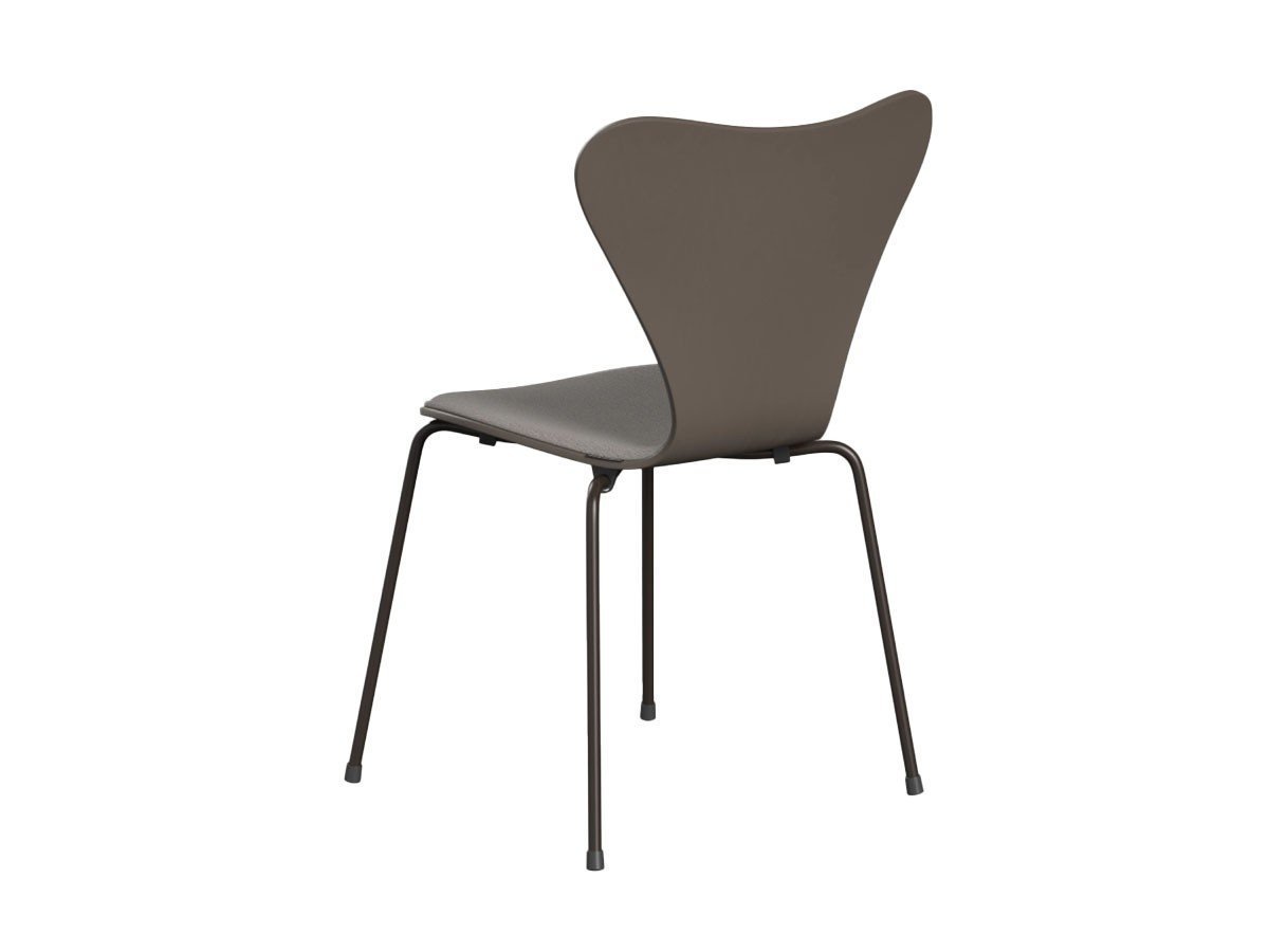 【フリッツ ハンセン/FRITZ HANSEN / GOODS】のDining Room Campaign 2025 SERIES 7 / ダイニングルームキャンペーン 2025 セブンチェア フロントパディング 3107 人気、トレンドファッション・服の通販 founy(ファニー) 　送料無料　Free Shipping　ホーム・キャンプ・アウトドア・お取り寄せ　Home,Garden,Outdoor,Camping Gear　家具・インテリア　Furniture　チェア・椅子　Chair　ダイニングチェア　Dining Chair　other-4|ID: prp329100004428820 ipo3291000000031459166