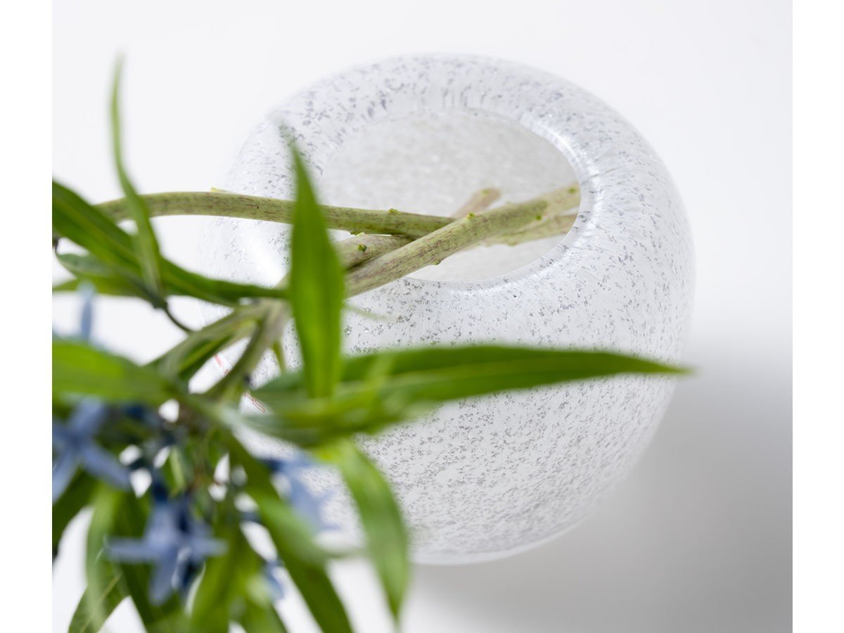 【ヘンリーディーン/Henry Dean / GOODS】のV.Drop S / V.ドロップ S(ジュエル) 人気、トレンドファッション・服の通販 founy(ファニー) ガラス Glass, Glassware ジュエル Jewel, Gemstone センター Center, Center Line ドロップ Drop Shoulder, Dropped Style ハンド Hand, Handmade バランス Balance, Style Balance フォルム Silhouette, Form フラワー Flower, Floral ランダム Random, Irregular エレガント 上品 Elegant ホーム・キャンプ・アウトドア・お取り寄せ Home Living / Home & Lifestyle / Camping Gear / Outdoor Camping 家具・インテリア Home Furniture & Interior. Stylish & Functional Living Spaces その他 インテリア雑貨、家具 Home Decor & Furniture Extras other-4|ID: prp329100004435187 ipo3291000000031458887