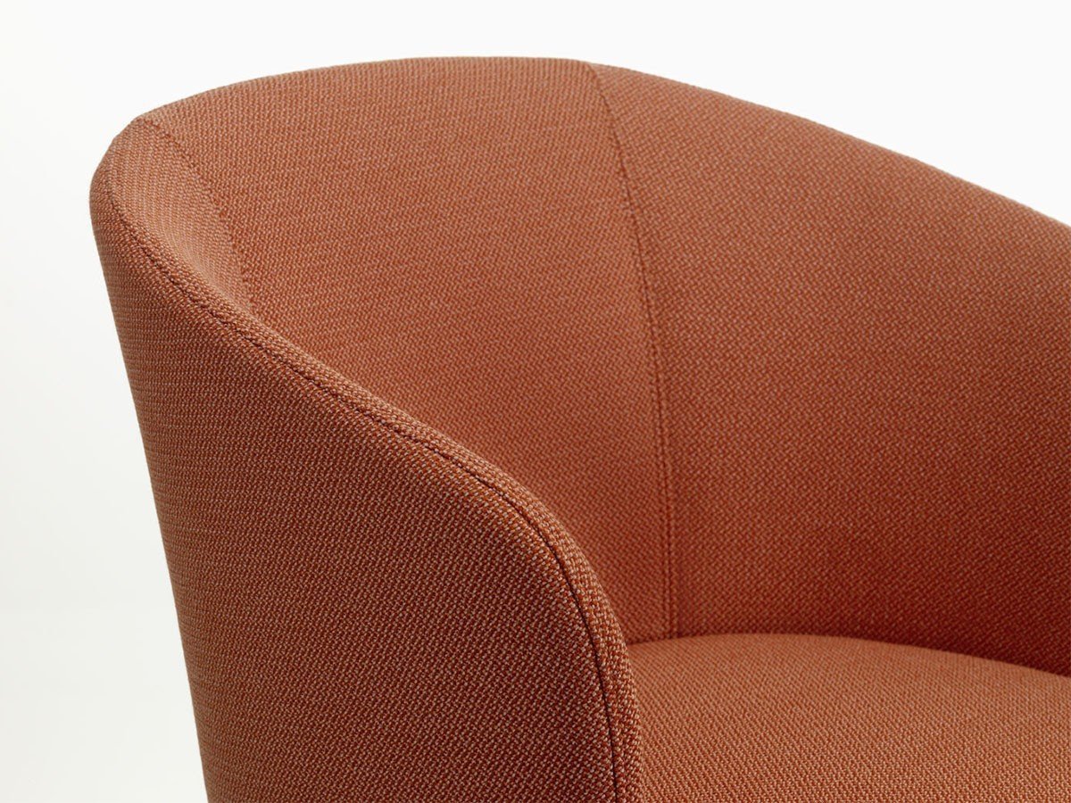 【ヴィトラ/Vitra / GOODS】のMikado Armchair / ミカド アームチェア 4スターベース インテリア・キッズ・メンズ・レディースファッション・服の通販 founy(ファニー) 　ファブリック　Fabric, Textile　フォルム　Silhouette, Form　ロンドン　London Style, British Inspired　送料無料　Free Shipping　ホーム・キャンプ・アウトドア・お取り寄せ　Home Living / Home & Lifestyle / Camping Gear / Outdoor Camping　家具・インテリア　Home Furniture & Interior. Stylish & Functional Living Spaces　チェア・椅子　Seating & Chairs　ダイニングチェア・木製チェア　Dining Chairs　ホーム・キャンプ・アウトドア・お取り寄せ　Home Living / Home & Lifestyle / Camping Gear / Outdoor Camping　家具・インテリア　Home Furniture & Interior. Stylish & Functional Living Spaces　チェア・椅子　Seating & Chairs　アームチェア・アクセントチェア　Armchairs & Accent Chairs　ホーム・キャンプ・アウトドア・お取り寄せ　Home Living / Home & Lifestyle / Camping Gear / Outdoor Camping　家具・インテリア　Home Furniture & Interior. Stylish & Functional Living Spaces　チェア・椅子　Seating & Chairs　オフィスチェア・在宅ワーク用チェア　Office & Desk Chairs　張地:クレド 23 ペールローズ / ダークオレンジ(ファブリック F120)|ID: prp329100004446310 ipo3291000000035340838