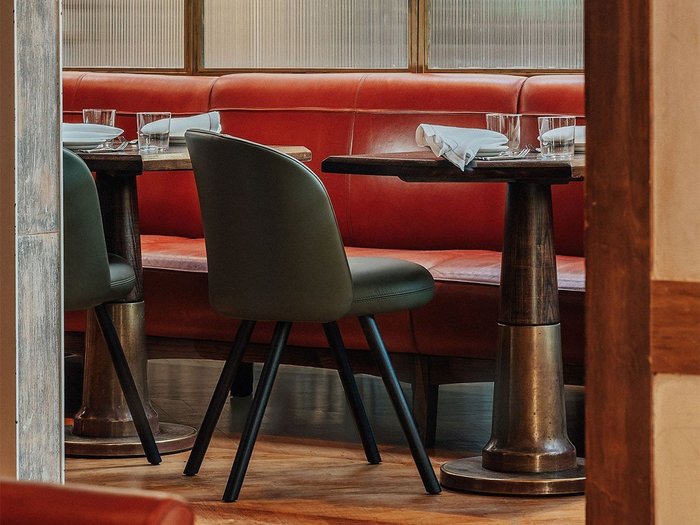 【ヴィトラ/Vitra / GOODS】のMikado Side Chair / ミカド サイドチェア 4レッグ(ウッド) インテリア・キッズ・メンズ・レディースファッション・服の通販 founy(ファニー) https://founy.com/ ウッド Wood ファブリック Fabric フォルム Form ロンドン London 送料無料 Free Shipping ホーム・キャンプ・アウトドア・お取り寄せ Home,Garden,Outdoor,Camping Gear 家具・インテリア Home Furniture & Interior. Stylish & Functional Living Spaces チェア・椅子 Chair ダイニングチェア Dining Chair |ID: prp329100004446312 ipo3291000000031079384