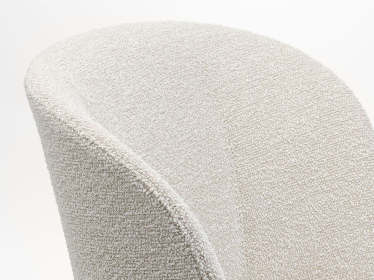 【ヴィトラ/Vitra / GOODS】のMikado Sidechair / ミカド サイドチェア 4レッグ(アルミ) インテリア・キッズ・メンズ・レディースファッション・服の通販 founy(ファニー) 　シンプル　Simple, Minimal　ファブリック　Fabric, Textile　フォルム　Silhouette, Form　ロンドン　London Style, British Inspired　送料無料　Free Shipping　ホーム・キャンプ・アウトドア・お取り寄せ　Home Living / Home & Lifestyle / Camping Gear / Outdoor Camping　家具・インテリア　Home Furniture & Interior. Stylish & Functional Living Spaces　チェア・椅子　Seating & Chairs　ダイニングチェア・木製チェア　Dining Chairs　張地:ヌビア 01 アイボリー / パール(ファブリック F100)|ID: prp329100004446313 ipo3291000000035106827