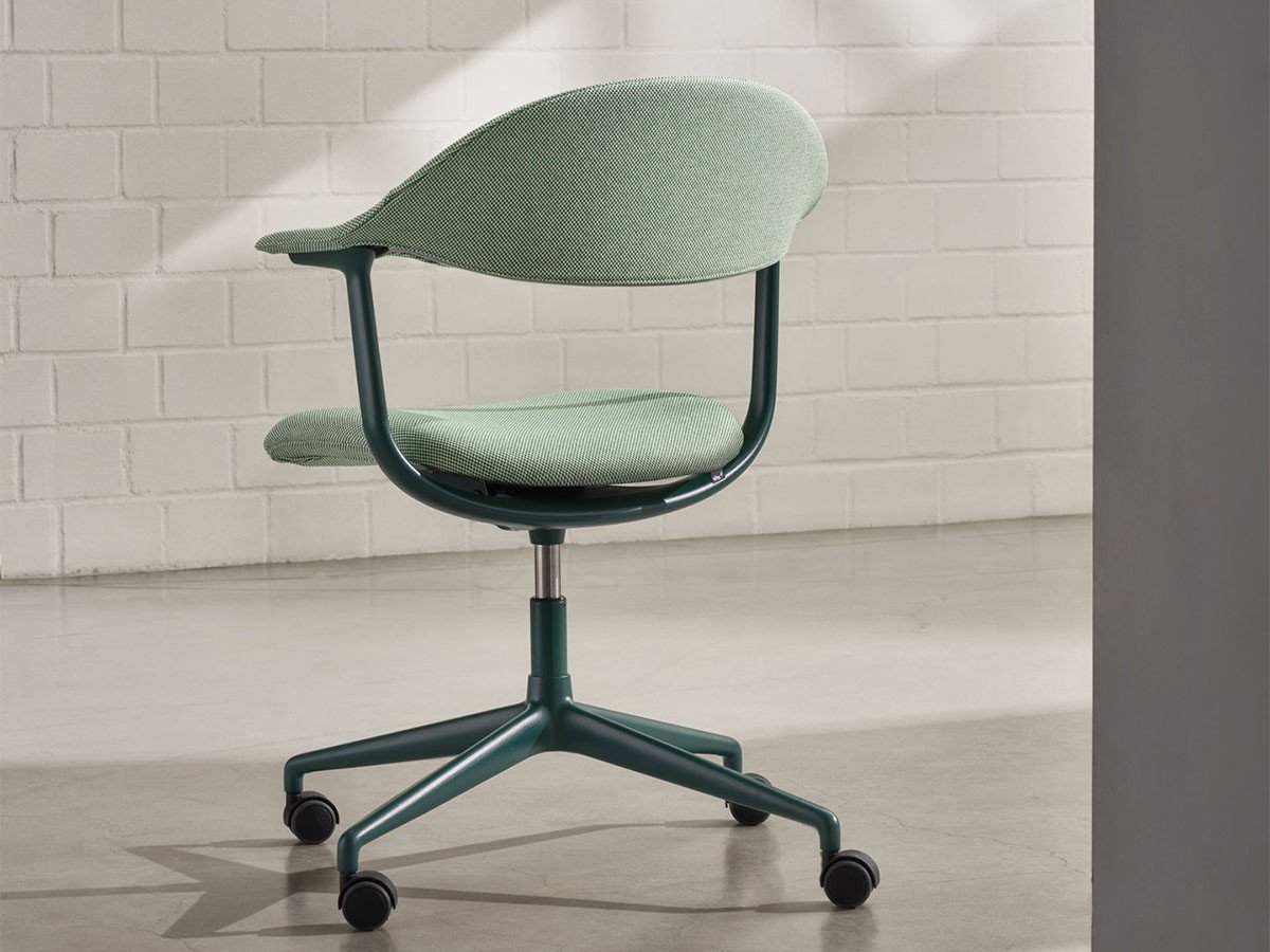 【ヴィトラ/Vitra / GOODS】のMynt / ミント プライウッド 4スターベース キャスター インテリア・キッズ・メンズ・レディースファッション・服の通販 founy(ファニー) 　エレガント 上品　Elegant　バランス　Balance, Style Balance　フランス　France, French　ワーク　Workwear, Utility Style　送料無料　Free Shipping　ビジネス 仕事 通勤　Business / Work / Commuting　ホーム・キャンプ・アウトドア・お取り寄せ　Home Living / Home & Lifestyle / Camping Gear / Outdoor Camping　家具・インテリア　Home Furniture & Interior. Stylish & Functional Living Spaces　チェア・椅子　Seating & Chairs　オフィスチェア・在宅ワーク用チェア　Office & Desk Chairs　参考イメージ|ID: prp329100004446319 ipo3291000000034145243