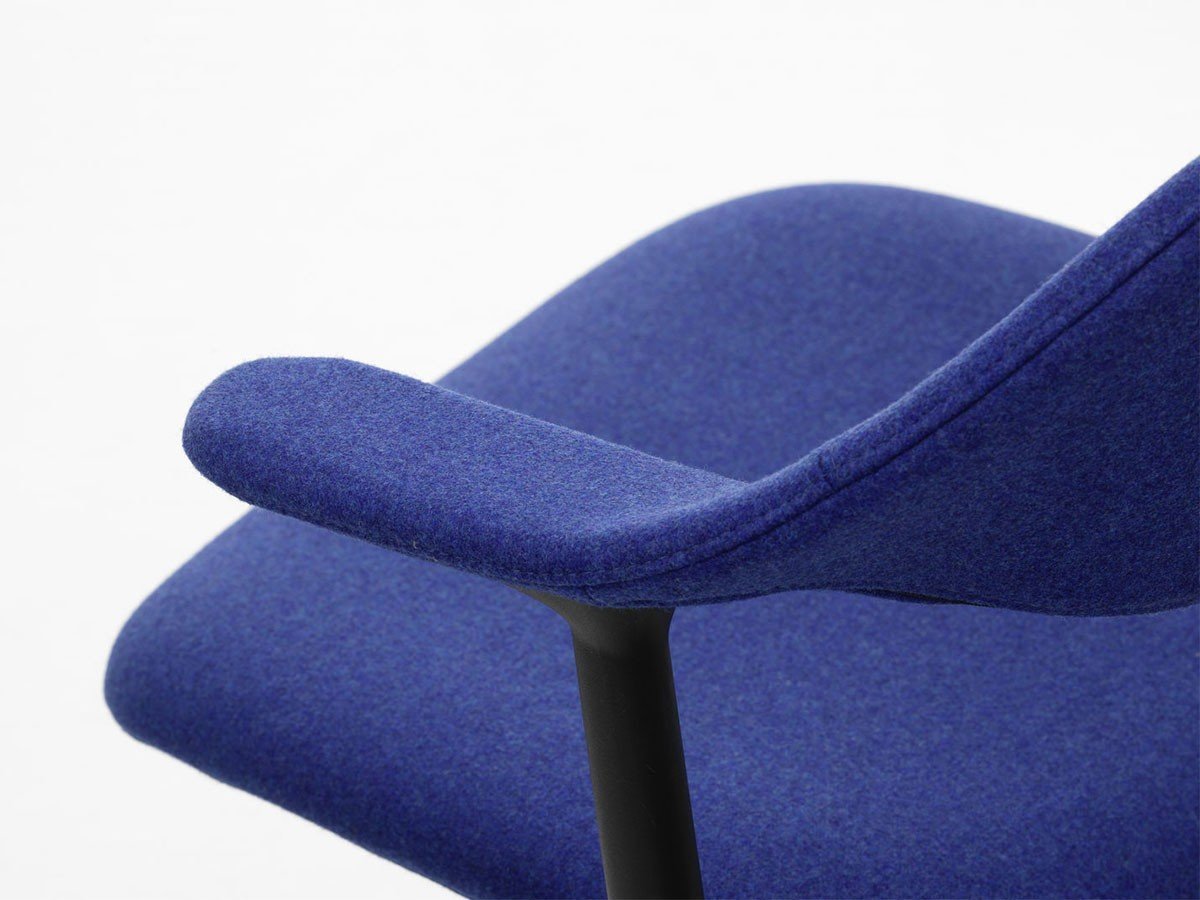 【ヴィトラ/Vitra / GOODS】のMynt / ミント 専用カバー インテリア・キッズ・メンズ・レディースファッション・服の通販 founy(ファニー) 送料無料 Free Shipping クッション Cushion, Throw Pillow フォーム Form フランス France, French ホーム・キャンプ・アウトドア・お取り寄せ Home Living / Home & Lifestyle / Camping Gear / Outdoor Camping 家具・インテリア Home Furniture & Interior. Stylish & Functional Living Spaces その他 インテリア雑貨、家具 Home Decor & Furniture Extras 張地:コジー 2 20 エレクトリックブルー(ファブリック F80)|ID: prp329100004446326 ipo3291000000035328002