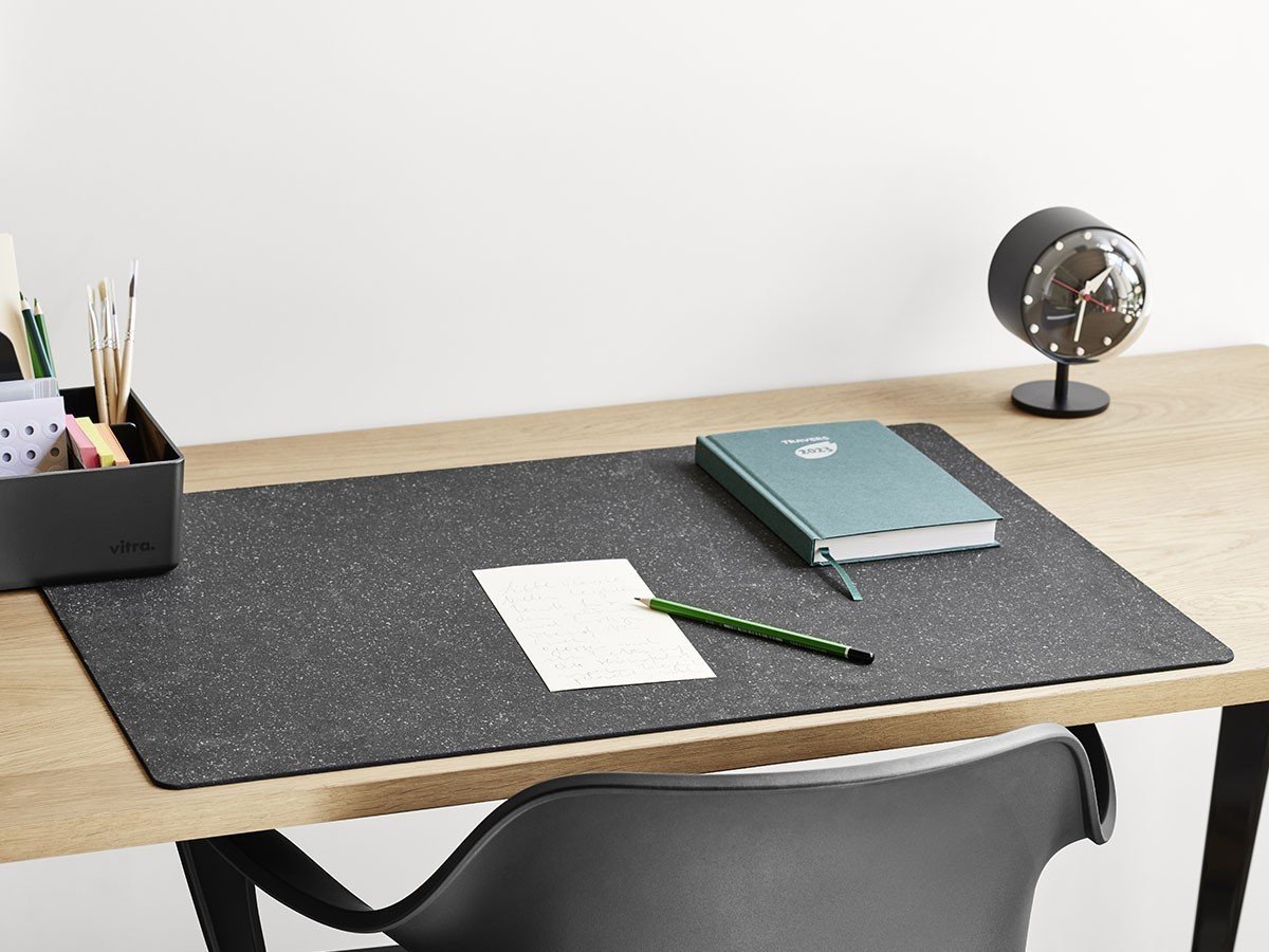 【ヴィトラ/Vitra / GOODS】のTyde 2 Home Desk Barrel-shaped / タイド 2 ホームデスク バレル 人気、トレンドファッション・服の通販 founy(ファニー) 　デスク　Desk　フォルム　Form　フランス　France　ホーム・キャンプ・アウトドア・お取り寄せ　Home,Garden,Outdoor,Camping Gear　家具・インテリア　Furniture　その他 インテリア雑貨、家具　Furniture, Interior, Others　other-3|ID: prp329100004446329 ipo3291000000031458411