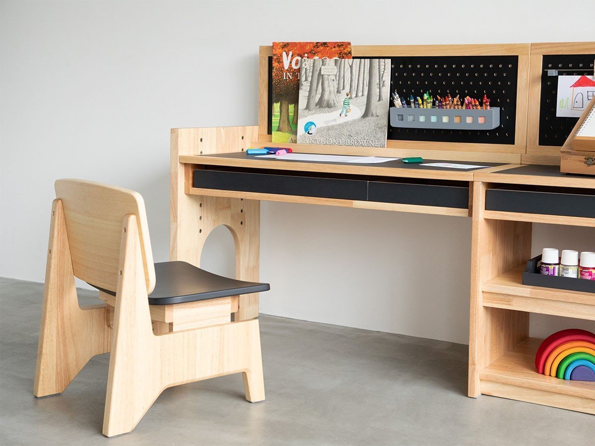 【ミノリノ/MINORINO / GOODS】のDUAL DESK SET / デュアルデスクセット チェスト 人気、トレンドファッション・服の通販 founy(ファニー) 　アクセサリー　Accessories　抗菌　Antibacterial　シンプル　Simple　スタンド　Stand　デスク　Desk　ベビー　Baby　モダン　Modern　入学式　Entrance Ceremony　ホーム・キャンプ・アウトドア・お取り寄せ　Home,Garden,Outdoor,Camping Gear　家具・インテリア　Furniture　キッズ家具　Kids' Furniture　キッズデスク・キッズテーブル　Kids Desk/Kids Table　ホーム・キャンプ・アウトドア・お取り寄せ　Home,Garden,Outdoor,Camping Gear　家具・インテリア　Furniture　キッズ家具　Kids' Furniture　キッズ収納　Kids Storage　other-6|ID: prp329100004465851 ipo3291000000031456693