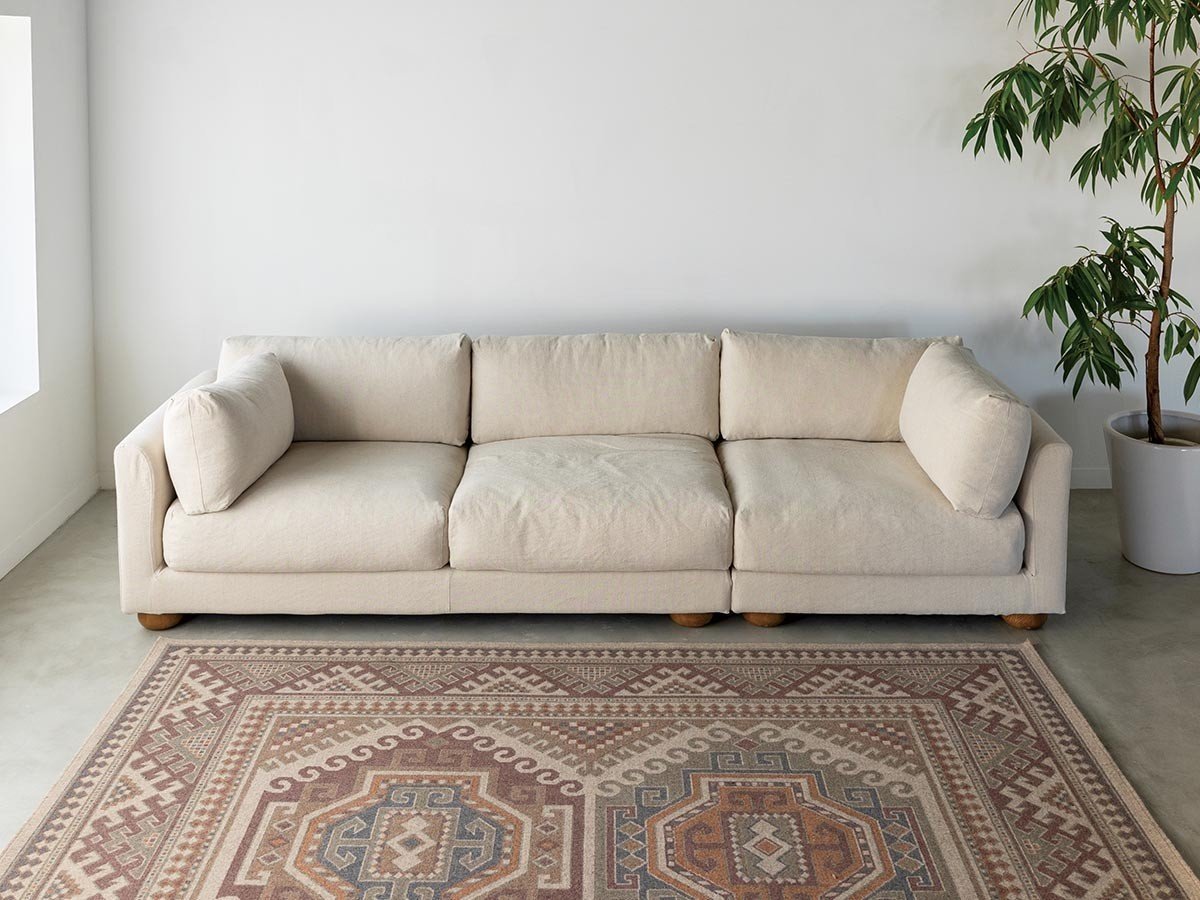 【アドレス/address / GOODS】のFluu.unit sofa / フルー ユニットソファ 片肘 インテリア・キッズ・メンズ・レディースファッション・服の通販 founy(ファニー) 　クッション　Cushion　バランス　Balance　フェザー　Feather　リネン　Linen　ホーム・キャンプ・アウトドア・お取り寄せ　Home,Garden,Outdoor,Camping Gear　家具・インテリア　Furniture　ソファー　Sofa　シリーズの「コーナーソファ」と組み合わせて3人掛けソファとしてもお使いになれます。|ID: prp329100004469144 ipo3291000000031424931