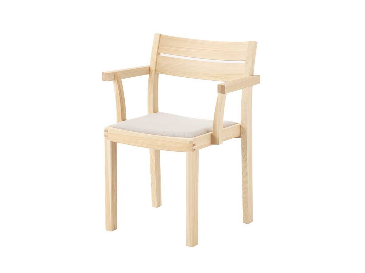 【マス/MAS / GOODS】のWK Armchair 01 Pad / WK アームチェア 01 パッド インテリア・キッズ・メンズ・レディースファッション・服の通販 founy(ファニー) 　クッション　Cushion　フォルム　Form　フォーマル　Formal　リラックス　Relax　送料無料　Free Shipping　ホーム・キャンプ・アウトドア・お取り寄せ　Home,Garden,Outdoor,Camping Gear　家具・インテリア　Furniture　チェア・椅子　Chair　ダイニングチェア　Dining Chair　ホーム・キャンプ・アウトドア・お取り寄せ　Home,Garden,Outdoor,Camping Gear　家具・インテリア　Furniture　チェア・椅子　Chair　アームチェア　Armchair　張地:ベージュ B786(スティールカットトリオ 3)、ウッド:ヒノキキナリ|ID: prp329100004480837 ipo3291000000031590000