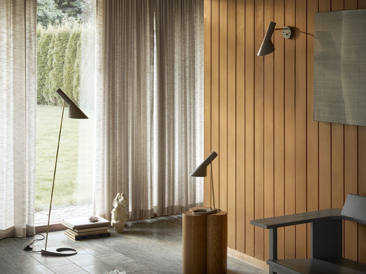 【ルイスポールセン/Louis Poulsen / GOODS】のAJ Mini Table / AJ ミニ テーブル 真鍮ポリッシュ インテリア・キッズ・メンズ・レディースファッション・服の通販 founy(ファニー) テーブル Table, Dining Table フォルム Silhouette, Form フレーム Frame, Outline 送料無料 Free Shipping ホーム・キャンプ・アウトドア・お取り寄せ Home Living / Home & Lifestyle / Camping Gear / Outdoor Camping 家具・インテリア Home Furniture & Interior. Stylish & Functional Living Spaces ライト・照明 Lamps & Lighting Fixtures 真鍮 / ウォーム・グレー|ID: prp329100004516329 ipo3291000000034365999