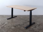 【ボーダレス/BORDERLESS / GOODS】のFeEL / フィール 電動昇降デスク(フィンランドバーチ天板) 脚部ブラック、サイズ:幅140cm|ID: prp329100004532530 ipo3291000000032038515