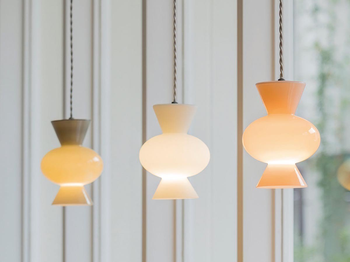 【フライミーパーラー/FLYMEe Parlor / GOODS】のPendant Light / ペンダントライト #120004 インテリア・キッズ・メンズ・レディースファッション・服の通販 founy(ファニー) 　グラデーション　Gradient, Ombre　モダン　Modern, Contemporary　ホーム・キャンプ・アウトドア・お取り寄せ　Home Living / Home & Lifestyle / Camping Gear / Outdoor Camping　家具・インテリア　Home Furniture & Interior. Stylish & Functional Living Spaces　ライト・照明　Lamps & Lighting Fixtures　ペンダントライト・吊り下げ照明　Pendant Light / Hanging Light Fixture　カラー(左から):グレー、ホワイト、ピンク|ID: prp329100004563801 ipo3291000000035371336