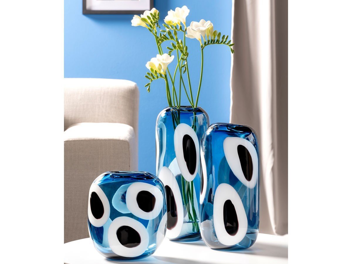 【レオナルド/LEONARDO / GOODS】のOCCHI BLU Vase / オーキ ブルー ベース 高さ35cm インテリア・キッズ・メンズ・レディースファッション・服の通販 founy(ファニー) 　送料無料　Free Shipping　オーバル　Oval Design　ガラス　Glass, Glassware　フォルム　Silhouette, Form　フラワー　Flower, Floral　ホーム・キャンプ・アウトドア・お取り寄せ　Home Living / Home & Lifestyle / Camping Gear / Outdoor Camping　家具・インテリア　Home Furniture & Interior. Stylish & Functional Living Spaces　その他 インテリア雑貨、家具　Home Decor & Furniture Extras　3サイズ展開です。左から:21cm、本商品、33cm|ID: prp329100004568814 ipo3291000000032322992
