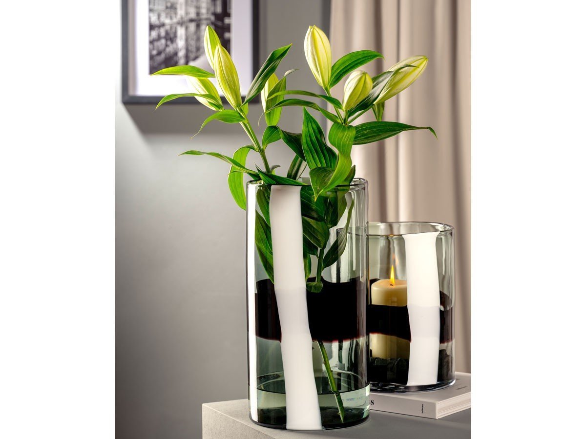 【レオナルド/LEONARDO / GOODS】のBANDA NERA Vase / バンダ ネーラ ベース 高さ40cm インテリア・キッズ・メンズ・レディースファッション・服の通販 founy(ファニー) 　送料無料　Free Shipping　おすすめ　Recommended / Our Picks　ガラス　Glass, Glassware　フラワー　Flower, Floral　モダン　Modern, Contemporary　ホーム・キャンプ・アウトドア・お取り寄せ　Home Living / Home & Lifestyle / Camping Gear / Outdoor Camping　家具・インテリア　Home Furniture & Interior. Stylish & Functional Living Spaces　その他 インテリア雑貨、家具　Home Decor & Furniture Extras　左:本商品、右:サイズ違いの「高さ26cm」|ID: prp329100004568817 ipo3291000000032323001