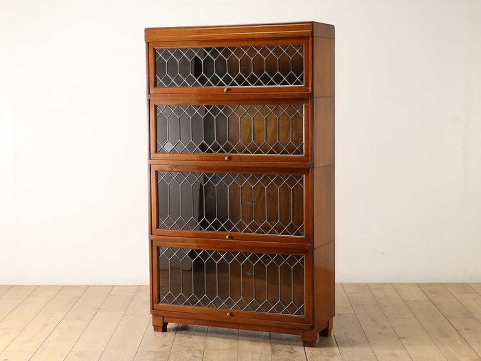 【ロイズ アンティークス/Lloyd's Antiques / GOODS】のReal Antique Globe Wernicke Stacking Bookcase / 英国アンティーク家具 グローブ ヴォニック スタッキングブックケース インテリア・キッズ・メンズ・レディースファッション・服の通販 founy(ファニー) https://founy.com/ おすすめ Recommend アンティーク Antique グラス Glass コレクション Collection ホーム・キャンプ・アウトドア・お取り寄せ Home,Garden,Outdoor,Camping Gear 家具・インテリア Furniture 収納家具・キャビネット Storage Furniture キャビネット Cabinet ホーム・キャンプ・アウトドア・お取り寄せ Home,Garden,Outdoor,Camping Gear 家具・インテリア Furniture 収納家具・キャビネット Storage Furniture ラック・シェルフ Rack Shelf ホーム・キャンプ・アウトドア・お取り寄せ Home,Garden,Outdoor,Camping Gear 家具・インテリア Furniture 収納家具・キャビネット Storage Furniture 本棚・マガジンラック Bookshelf/Magazine Rack |ID: prp329100004571775 ipo3291000000032350082