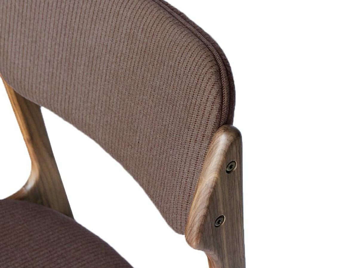 【アデペシュ/a.depeche / GOODS】のde:make chair / ディ・メイク チェア インテリア・キッズ・メンズ・レディースファッション・服の通販 founy(ファニー) 　オイル　Oil　ストライプ　Stripe　フレーム　Flame　ホーム・キャンプ・アウトドア・お取り寄せ　Home,Garden,Outdoor,Camping Gear　家具・インテリア　Furniture　チェア・椅子　Chair　ダイニングチェア　Dining Chair　フレームウォルナット、張地:ブラウン|ID: prp329100004580423 ipo3291000000032453400