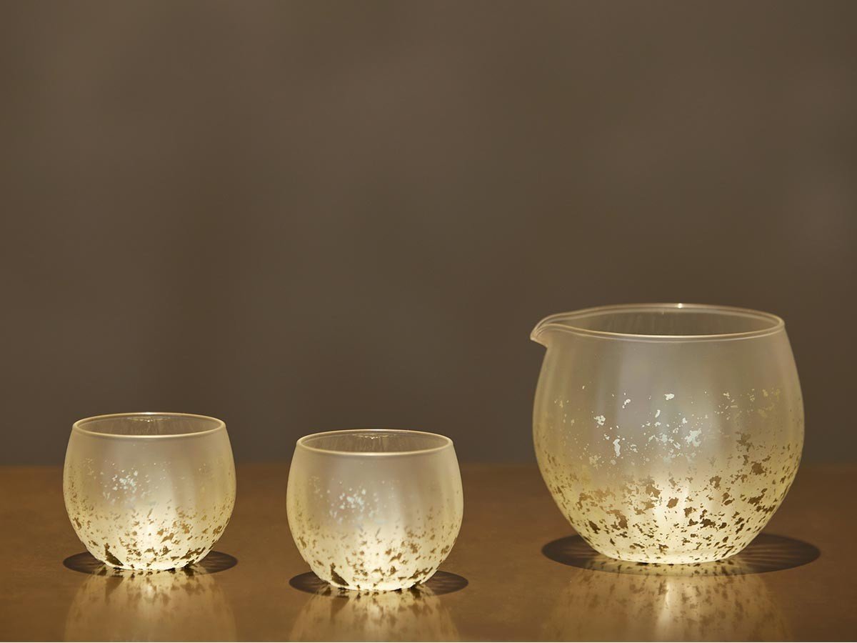 【箔一/HAKUICHI / GOODS】のSTARDUST AKARI SET / スターダスト アカリ 酒器セット インテリア・キッズ・メンズ・レディースファッション・服の通販 founy(ファニー) 　ガラス　Glass, Glassware　グラス　Glass, Eyewear　コレクション　Collection, Seasonal Line　テーブル　Table, Dining Table　なめらか　Smooth, Silky Texture　送料無料　Free Shipping　エレガント 上品　Elegant　シャンパンゴールド|ID: prp329100004590670 ipo3291000000032574895