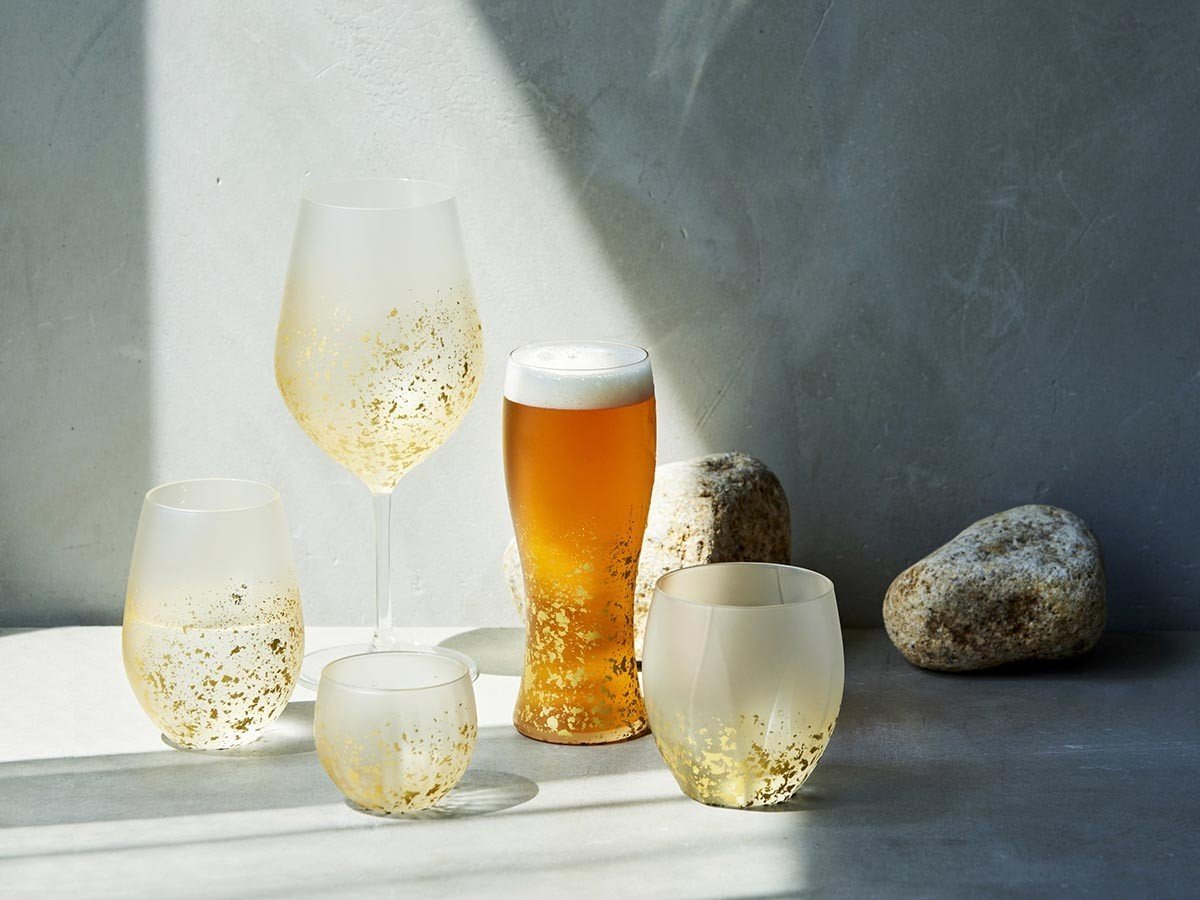 【箔一/HAKUICHI / GOODS】のSTARDUST AKARI WATER GLASS / スターダスト アカリ ウォーターグラス インテリア・キッズ・メンズ・レディースファッション・服の通販 founy(ファニー) 　ウォーター　Water　ガラス　Glass, Glassware　グラス　Glass, Eyewear　コレクション　Collection, Seasonal Line　タンブラー　Tumbler, Travel Mug　テーブル　Table, Dining Table　なめらか　Smooth, Silky Texture　送料無料　Free Shipping　エレガント 上品　Elegant　ゴールド|ID: prp329100004590673 ipo3291000000035328171