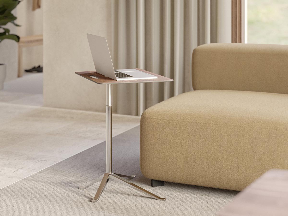 【フリッツ ハンセン/FRITZ HANSEN / GOODS】のLITTLE FRIEND Campaign / リトルフレンドキャンペーン KS13 高さ調整機能付 ナチュラルウッド インテリア・キッズ・メンズ・レディースファッション・服の通販 founy(ファニー) 　送料無料　Free Shipping　ウッド　Wood　テーブル　Table　ホーム・キャンプ・アウトドア・お取り寄せ　Home,Garden,Outdoor,Camping Gear　家具・インテリア　Home Furniture & Interior. Stylish & Functional Living Spaces　テーブル　Table　サイドテーブル・小テーブル　Side Table/Small Table　ウッド:ウォルナット|ID: prp329100004598485 ipo3291000000032686432
