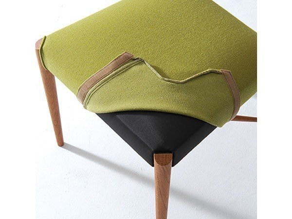 【日進木工/NISSHIN MOKKOU / GOODS】のGROW Wide Armchair / グロウ ワイドアームチェア インテリア・キッズ・メンズ・レディースファッション・服の通販 founy(ファニー) 　送料無料　Free Shipping　シンプル　Simple　ワイド　Wide　軽量　Lightweight　ホーム・キャンプ・アウトドア・お取り寄せ　Home,Garden,Outdoor,Camping Gear　家具・インテリア　Home Furniture & Interior. Stylish & Functional Living Spaces　チェア・椅子　Chair　ダイニングチェア　Dining Chair　ホーム・キャンプ・アウトドア・お取り寄せ　Home,Garden,Outdoor,Camping Gear　家具・インテリア　Home Furniture & Interior. Stylish & Functional Living Spaces　チェア・椅子　Chair　アームチェア　Armchair　張地仕様:カバーリング|ID: prp329100004599486 ipo3291000000032696103