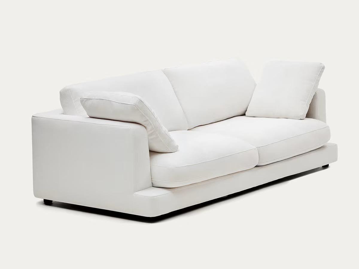 【ラフォーマ/LaForma / GOODS】のGALA / ガーラ ソファ インテリア・キッズ・メンズ・レディースファッション・服の通販 founy(ファニー) 　クッション　Cushion, Throw Pillow　シンプル　Simple, Minimal　フェザー　Feather, Feather Detail　モダン　Modern, Contemporary　リバーシブル　Reversible, Two-Sided　抗菌　Antibacterial, Bacteria-Resistant　ホーム・キャンプ・アウトドア・お取り寄せ　Home Living / Home & Lifestyle / Camping Gear / Outdoor Camping　家具・インテリア　Home Furniture & Interior. Stylish & Functional Living Spaces　その他 インテリア雑貨、家具　Home Decor & Furniture Extras　張地:ホワイト|ID: prp329100004601883 ipo3291000000036478010