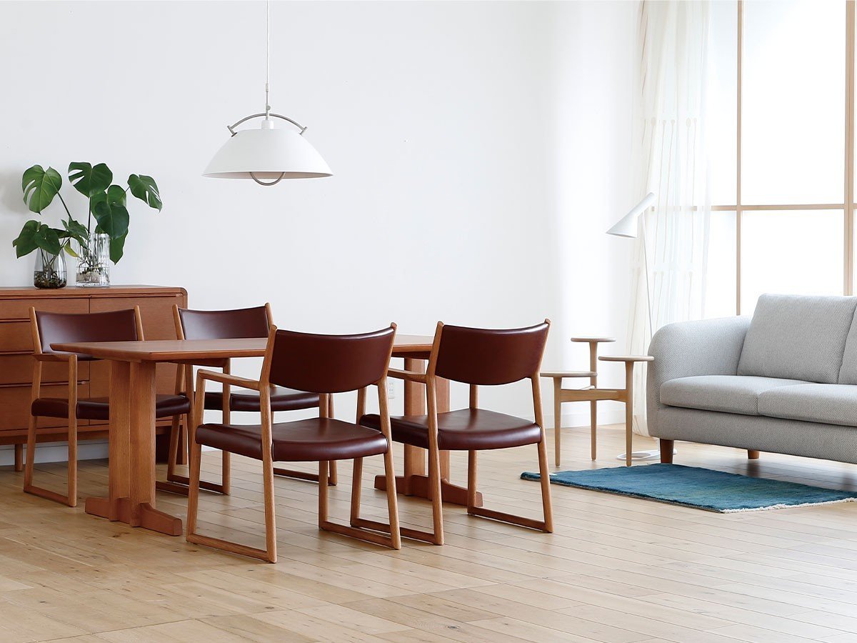 【日進木工/NISSHIN MOKKOU / GOODS】のSLOW Two-leg Dining Table / スロウ ダイニングテーブル 2本脚 インテリア・キッズ・メンズ・レディースファッション・服の通販 founy(ファニー) 　テーブル　Table, Dining Table　ホーム・キャンプ・アウトドア・お取り寄せ　Home Living / Home & Lifestyle / Camping Gear / Outdoor Camping　家具・インテリア　Home Furniture & Interior. Stylish & Functional Living Spaces　テーブル　Dining, Coffee & Side Tables　ダイニングテーブル・食卓テーブル　Dining Tables　参考イメージ|ID: prp329100004610794 ipo3291000000032991152