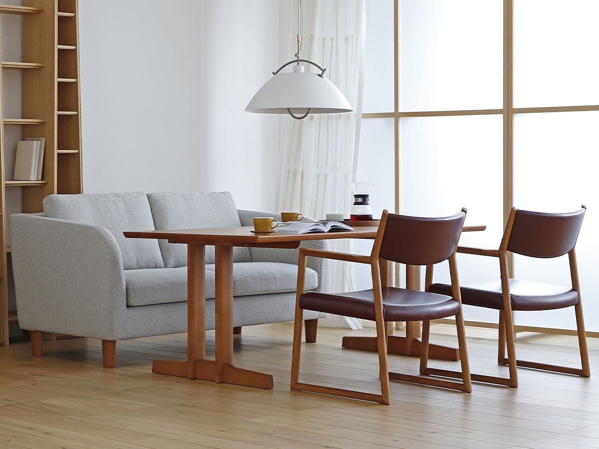 【日進木工/NISSHIN MOKKOU / GOODS】のSLOW Two-leg Dining Table / スロウ ダイニングテーブル 2本脚 インテリア・キッズ・メンズ・レディースファッション・服の通販 founy(ファニー) 　テーブル　Table, Dining Table　ホーム・キャンプ・アウトドア・お取り寄せ　Home Living / Home & Lifestyle / Camping Gear / Outdoor Camping　家具・インテリア　Home Furniture & Interior. Stylish & Functional Living Spaces　テーブル　Dining, Coffee & Side Tables　ダイニングテーブル・食卓テーブル　Dining Tables　参考イメージ|ID: prp329100004610794 ipo3291000000032991154