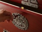 【吉野民藝/yoshino mingei / GOODS】の吉野輝 30 整理タンス / 吉野輝 30 整理タンス 銀古美金具 黒色 鍵付き引出し参考イメージ|ID:prp329100004620312
