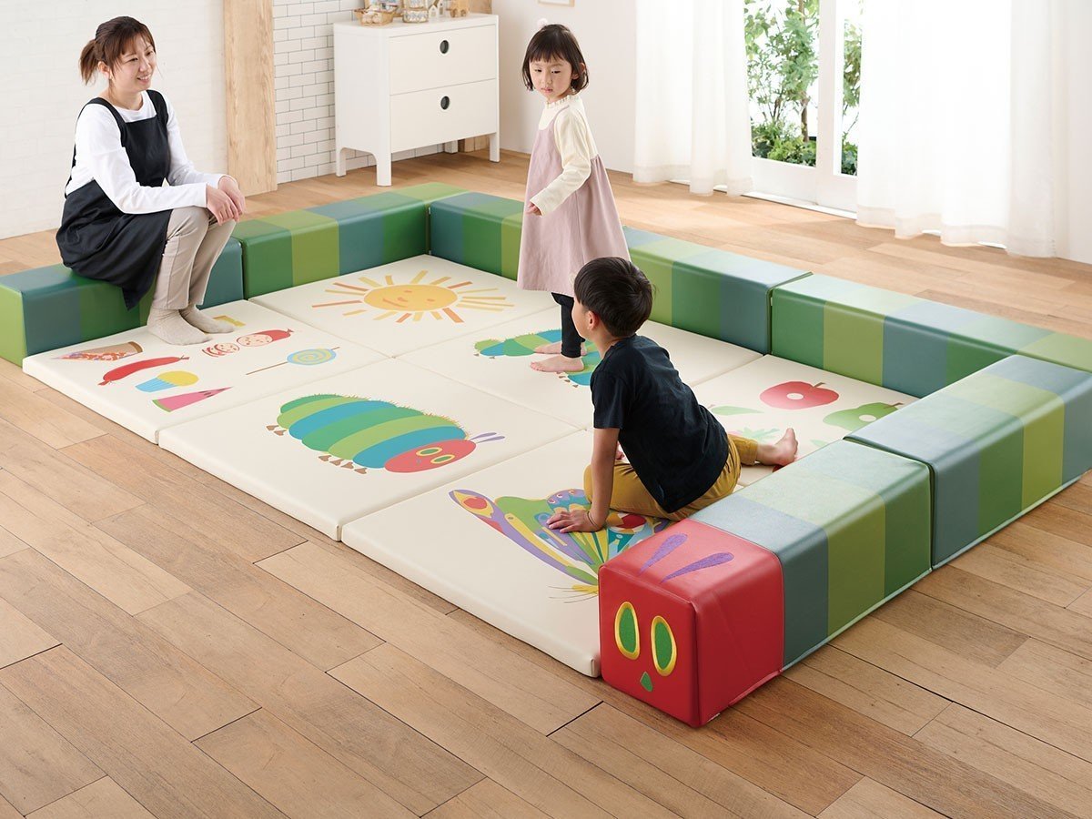 【ハグ/Hagu / GOODS】のはらぺこあおむし / はらぺこあおむし 6面ハウス + ナンバーズクッションセット インテリア・キッズ・メンズ・レディースファッション・服の通販 founy(ファニー) 　クッション　Cushion, Throw Pillow　サークル　Circle, Round Design　ショート　Short, Short Length　フェイス　Face, Facial Design　プリント　Print, Printed Pattern　ベビー　Baby, Babywear　モチーフ　Motif, Design Theme　ロング　Long, Long-Length　送料無料　Free Shipping　ホーム・キャンプ・アウトドア・お取り寄せ　Home Living / Home & Lifestyle / Camping Gear / Outdoor Camping　家具・インテリア　Home Furniture & Interior. Stylish & Functional Living Spaces　キッズ家具　Children's Furniture & Storage　参考イメージ|ID: prp329100004625529 ipo3291000000033232307