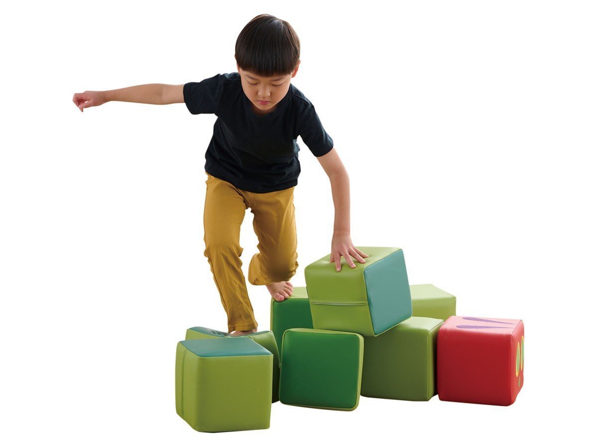 【ハグ/Hagu / GOODS】のはらぺこあおむし / はらぺこあおむし キューブクッション 5個セット インテリア・キッズ・メンズ・レディースファッション・服の通販 founy(ファニー) 　クッション　Cushion, Throw Pillow　フェイス　Face, Facial Design　プリント　Print, Printed Pattern　ベビー　Baby, Babywear　モチーフ　Motif, Design Theme　送料無料　Free Shipping　ホーム・キャンプ・アウトドア・お取り寄せ　Home Living / Home & Lifestyle / Camping Gear / Outdoor Camping　家具・インテリア　Home Furniture & Interior. Stylish & Functional Living Spaces　キッズ家具　Children's Furniture & Storage　参考イメージ|ID: prp329100004625536 ipo3291000000033232412