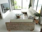 【カジャ/KAJA / GOODS】のCERES Nuu Sofa / セレス ヌーソファ ストレイト しっかりラタンが編み込まれた美しい後姿も魅力です。|ID:prp329100004626540