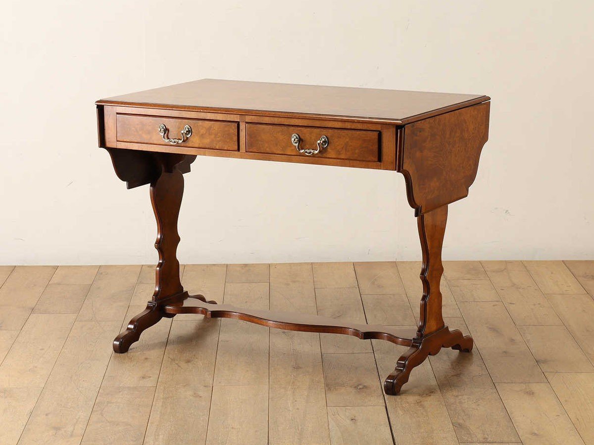 【ロイズ アンティークス/Lloyd's Antiques / GOODS】のReal Antique Flap Top Side Table / 英国アンティーク家具 フラップトップ サイドテーブル 人気、トレンドファッション・服の通販 founy(ファニー) 　アンティーク　Antique-Inspired　テーブル　Table, Dining Table　デスク　Desk, Work Desk　バタフライ　Butterfly, Butterfly Motif　フラップ　Flap, Flap Pocket　ホーム・キャンプ・アウトドア・お取り寄せ　Home Living / Home & Lifestyle / Camping Gear / Outdoor Camping　家具・インテリア　Home Furniture & Interior. Stylish & Functional Living Spaces　テーブル　Dining, Coffee & Side Tables　サイドテーブル・ナイトテーブル　Side & End Tables　 other-1|ID: prp329100004630229 ipo3291000000033300908
