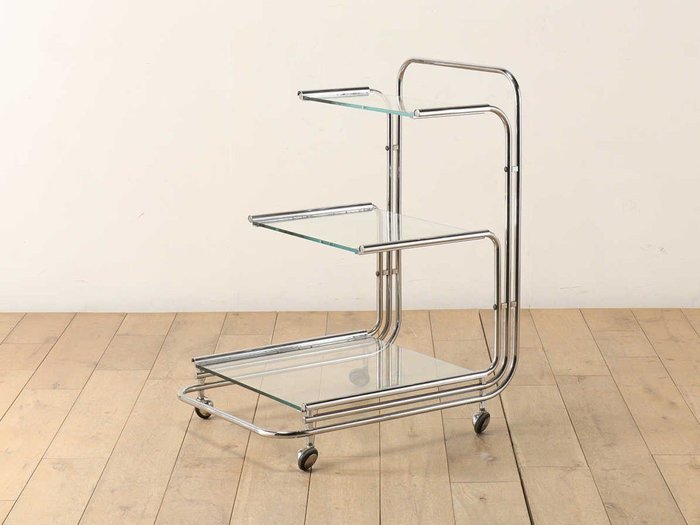 【ロイズ アンティークス/Lloyd's Antiques / GOODS】のReal Antique Fontana Arte Chrome Tea Cart / イタリアアンティーク家具 フォンタナ アルテ クロムティーカート インテリア・キッズ・メンズ・レディースファッション・服の通販 founy(ファニー) https://founy.com/ アンティーク Antique-Inspired イタリア Italy ガラス Glass, Glassware フレーム Frame, Outline ホーム・キャンプ・アウトドア・お取り寄せ Home Living / Home & Lifestyle / Camping Gear / Outdoor Camping 家具・インテリア Home Furniture & Interior. Stylish & Functional Living Spaces 収納家具・キャビネット Storage Furniture チェストワゴン・移動式収納 Mobile Wagon |ID: prp329100004630230 ipo3291000000033300910