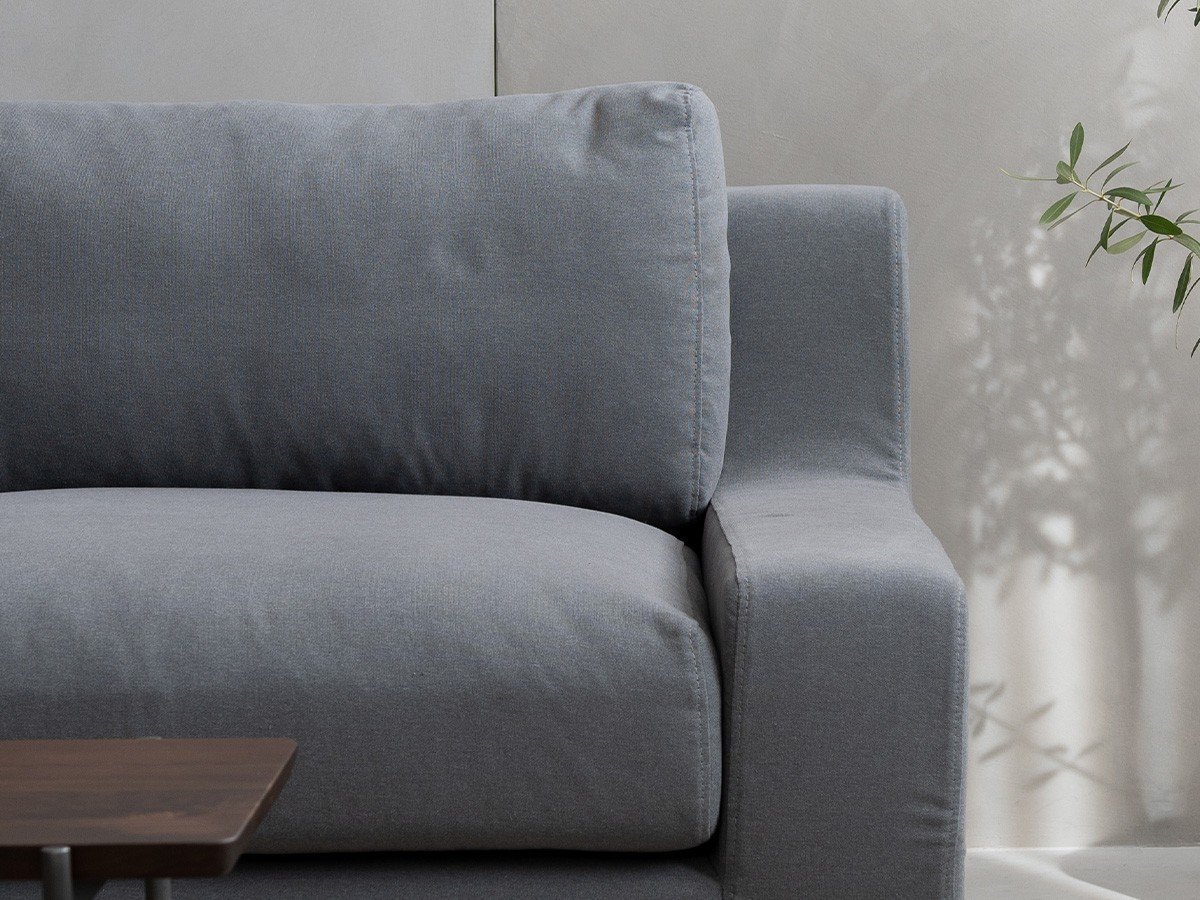 【ノーウェアライクホーム/NOWHERE LIKE HOME / GOODS】のSNIFF Sofa / スニフ 2.5人掛けソファ インテリア・キッズ・メンズ・レディースファッション・服の通販 founy(ファニー) 　クッション　Cushion, Throw Pillow　シンプル　Simple, Minimal　スタンダード　Standard, Basic　ファブリック　Fabric, Textile　フェザー　Feather, Feather Detail　フォルム　Silhouette, Form　ホーム・キャンプ・アウトドア・お取り寄せ　Home Living / Home & Lifestyle / Camping Gear / Outdoor Camping　家具・インテリア　Home Furniture & Interior. Stylish & Functional Living Spaces　ソファー　Couches & Sofas　参考イメージ|ID: prp329100004630944 ipo3291000000033315277