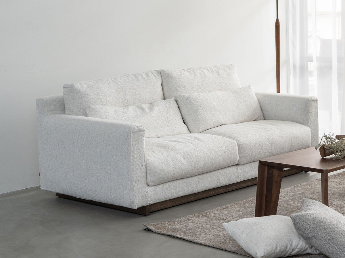 【ノーウェアライクホーム/NOWHERE LIKE HOME / GOODS】のRIFF Sofa / リフ 2.5人掛けソファ インテリア・キッズ・メンズ・レディースファッション・服の通販 founy(ファニー) 　クッション　Cushion, Throw Pillow　シンプル　Simple, Minimal　ファブリック　Fabric, Textile　フェザー　Feather, Feather Detail　フォルム　Silhouette, Form　ベーシック　Basic, Essential　リネン　Linen, Linen Fabric　ルーズ　Loose, Oversized　ホーム・キャンプ・アウトドア・お取り寄せ　Home Living / Home & Lifestyle / Camping Gear / Outdoor Camping　家具・インテリア　Home Furniture & Interior. Stylish & Functional Living Spaces　ソファー　Couches & Sofas　リッジホワイト|ID: prp329100004630947 ipo3291000000033315286