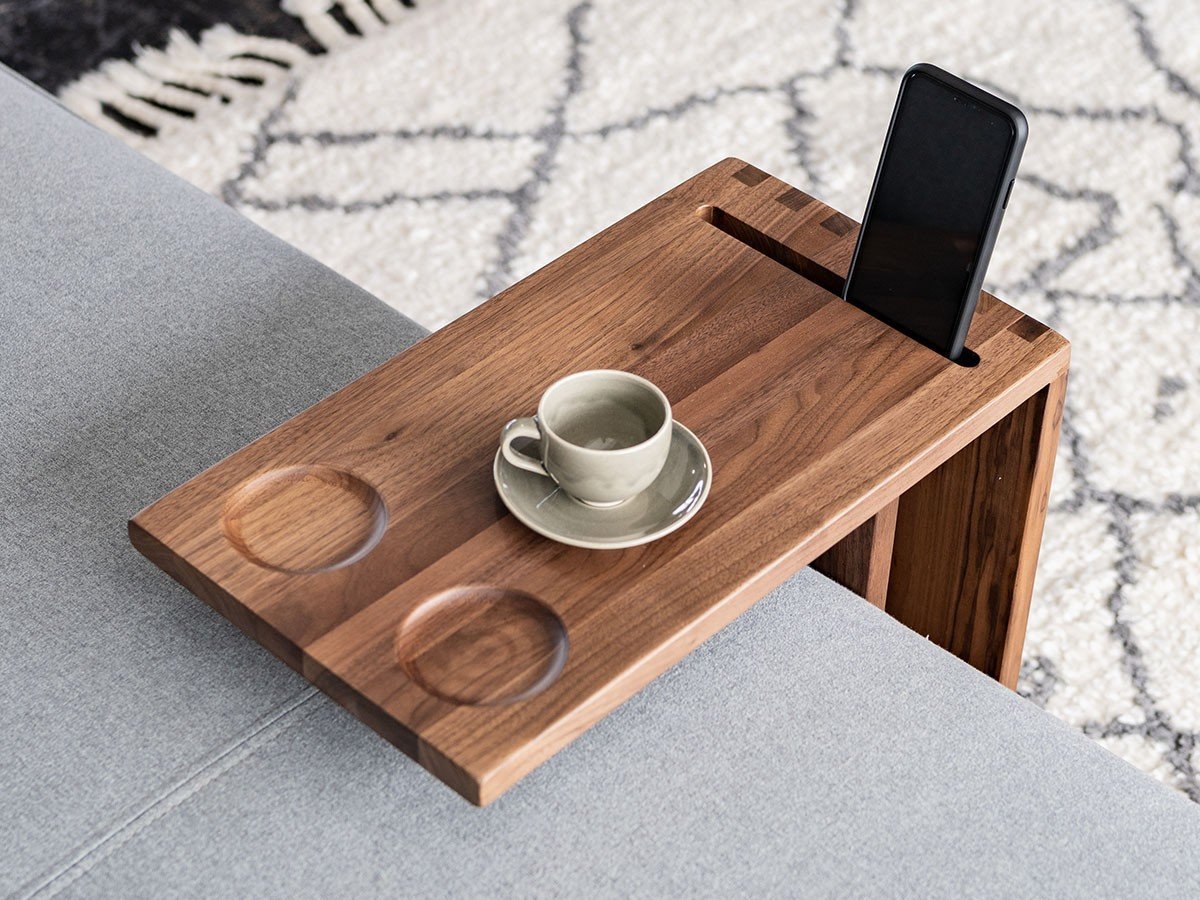 【ノーウェアライクホーム/NOWHERE LIKE HOME / GOODS】のTRAVIS Side Table / トラビス サイドテーブル インテリア・キッズ・メンズ・レディースファッション・服の通販 founy(ファニー) 　送料無料　Free Shipping　スマート　Smart, Elegant　テーブル　Table, Dining Table　ホーム・キャンプ・アウトドア・お取り寄せ　Home Living / Home & Lifestyle / Camping Gear / Outdoor Camping　家具・インテリア　Home Furniture & Interior. Stylish & Functional Living Spaces　テーブル　Dining, Coffee & Side Tables　サイドテーブル・ナイトテーブル　Side & End Tables　天板に配線孔があり、スマホやタブレットを充電しながら立てることができます。|ID: prp329100004630972 ipo3291000000033315452