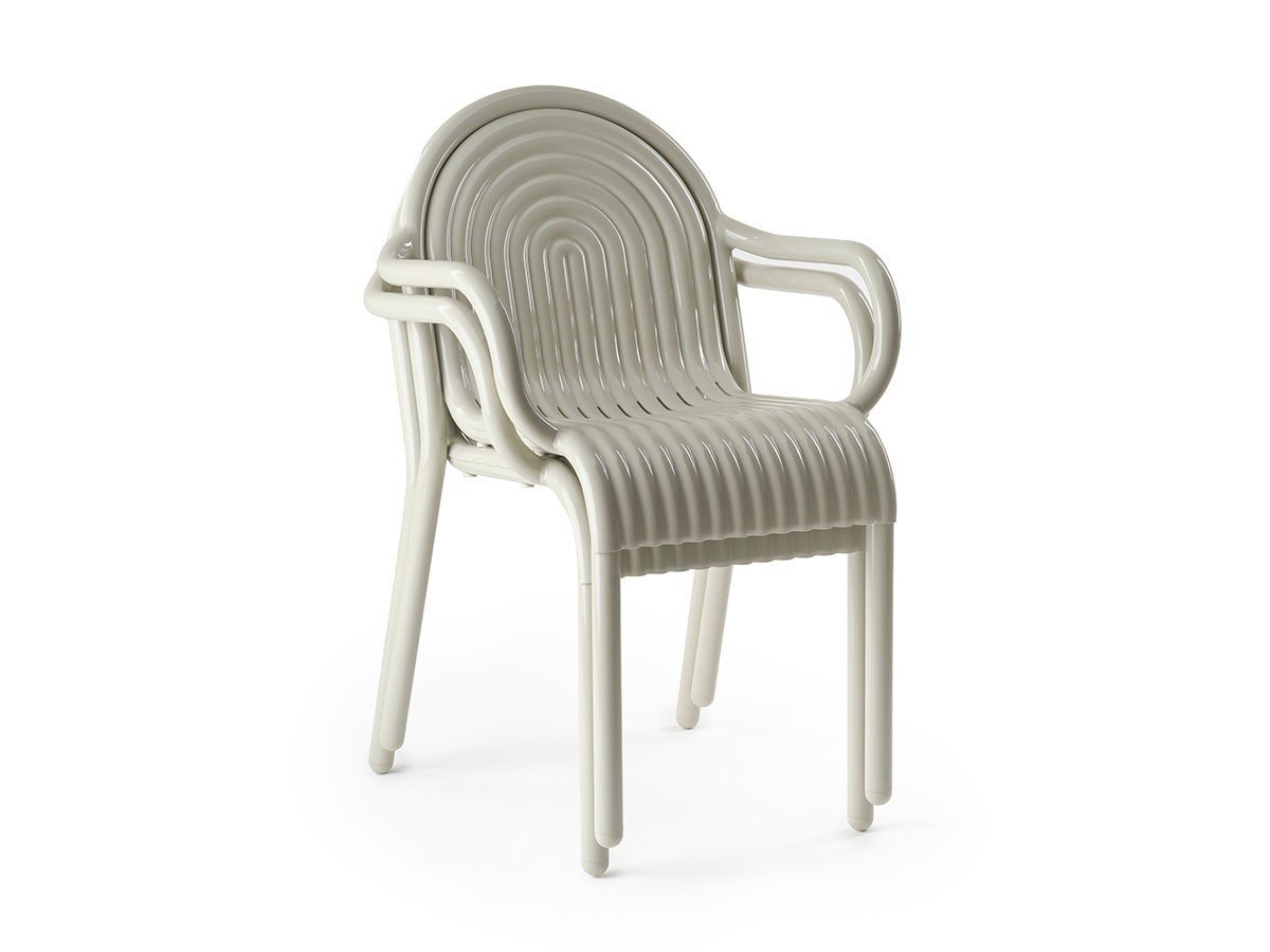 【トム ディクソン/Tom Dixon / GOODS】のGroove Arm Chair / グルーヴ アームチェア インテリア・キッズ・メンズ・レディースファッション・服の通販 founy(ファニー) 　送料無料　Free Shipping　コレクション　Collection, Seasonal Line　コーティング　Coating, Coated Finish　パウダー　Powder, Soft Tone　スタッキング(重ね置き)が可能です。|ID: prp329100004641688 ipo3291000000033475299