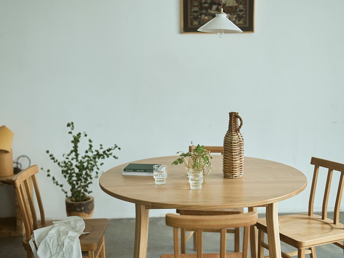 【シーヴ/SIEVE / GOODS】のmerge dining table round 110 / マージ ダイニングテーブル ラウンド 直径110cm インテリア・キッズ・メンズ・レディースファッション・服の通販 founy(ファニー) 　テーブル　Table, Dining Table　プレート　Plate, Dish　ラウンド　Round, Round Neck　送料無料　Free Shipping　ホーム・キャンプ・アウトドア・お取り寄せ　Home Living / Home & Lifestyle / Camping Gear / Outdoor Camping　家具・インテリア　Home Furniture & Interior. Stylish & Functional Living Spaces　テーブル　Dining, Coffee & Side Tables　ダイニングテーブル・食卓テーブル　Dining Tables　参考イメージ|ID: prp329100004645617 ipo3291000000033529100