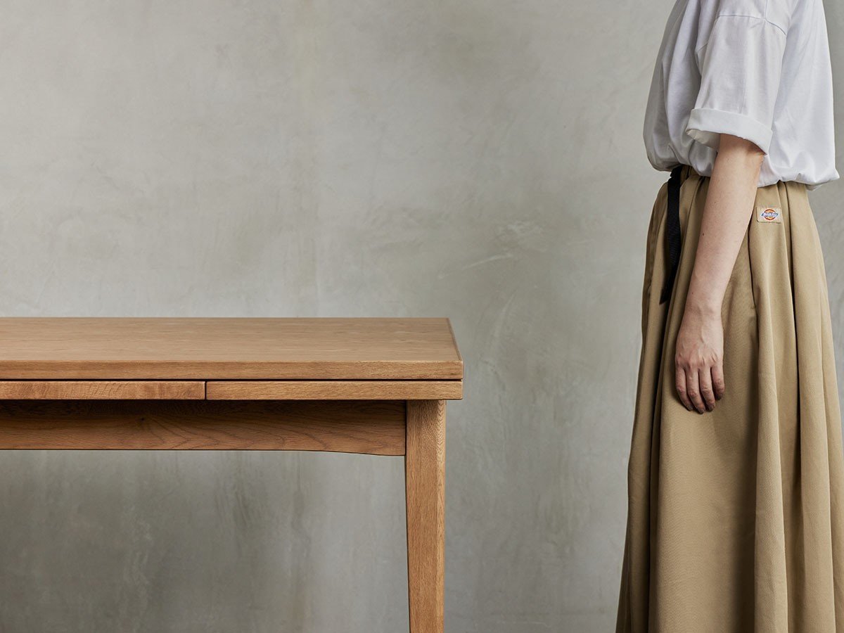 【ノル/NOR / CRASH GATE / GOODS】のPAUSE TABLE / パウス 伸長式テーブル 幅90cm(OAK-LBR) インテリア・キッズ・メンズ・レディースファッション・服の通販 founy(ファニー) 　シンプル　Simple, Minimal　テーブル　Table, Dining Table　ホーム・キャンプ・アウトドア・お取り寄せ　Home Living / Home & Lifestyle / Camping Gear / Outdoor Camping　家具・インテリア　Home Furniture & Interior. Stylish & Functional Living Spaces　テーブル　Dining, Coffee & Side Tables　ダイニングテーブル・食卓テーブル　Dining Tables　参考イメージ|ID: prp329100004652125 ipo3291000000033617564