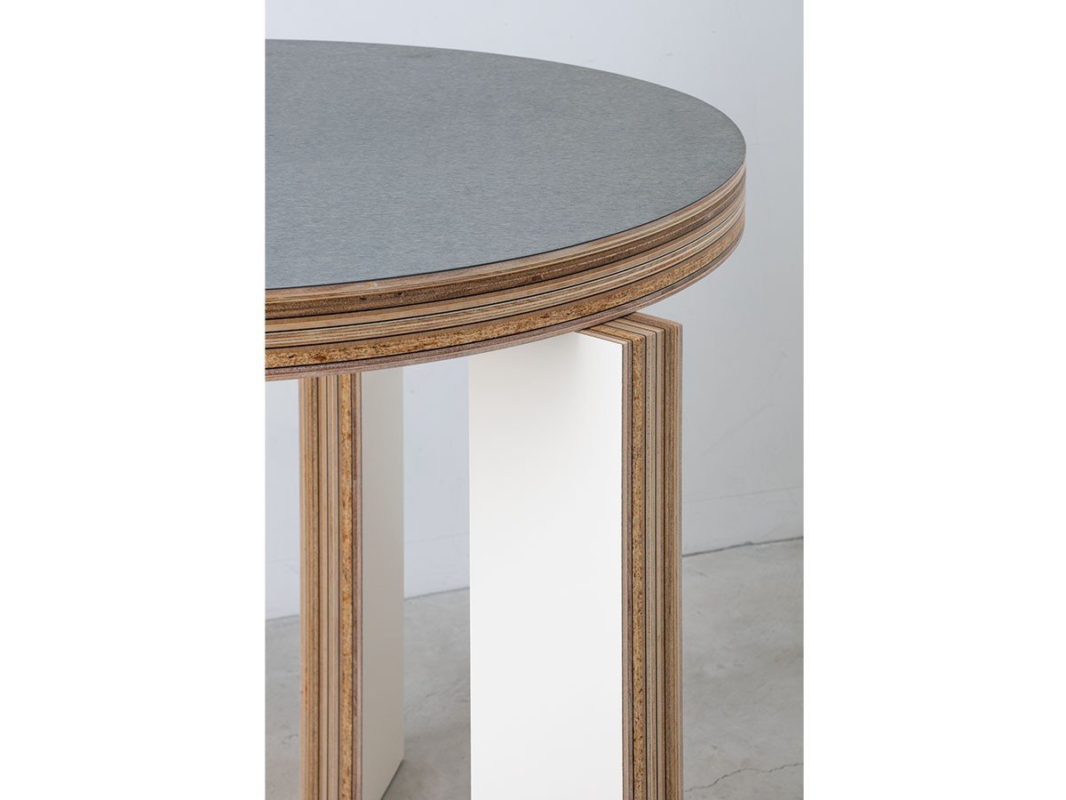 【フランジ プライウッド/FLANGE plywood / GOODS】のMARU TABLE / マル テーブル インテリア・キッズ・メンズ・レディースファッション・服の通販 founy(ファニー) 　送料無料　Free Shipping　ウッド　Wooden Design　コンパクト　Compact, Small Size　テーブル　Table, Dining Table　フォルム　Silhouette, Form　ラウンド　Round, Round Neck　ローズ　Rose, Rose Motif　ホーム・キャンプ・アウトドア・お取り寄せ　Home Living / Home & Lifestyle / Camping Gear / Outdoor Camping　家具・インテリア　Home Furniture & Interior. Stylish & Functional Living Spaces　テーブル　Dining, Coffee & Side Tables　カフェテーブル・丸型テーブル　Cafe & Bistro Tables　合板タイプ:バッカー × メラミン|ID: prp329100004652127 ipo3291000000033617600