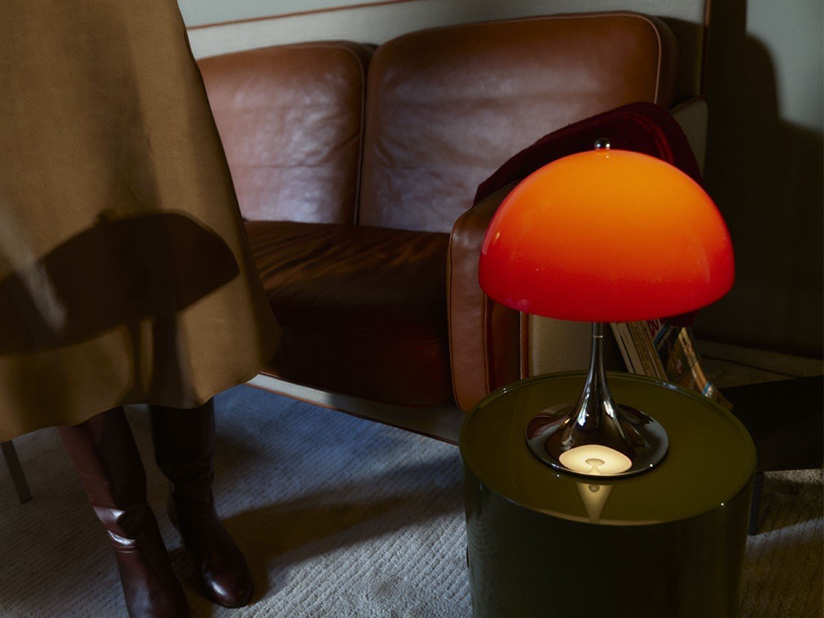 【ルイスポールセン/Louis Poulsen / GOODS】のPanthella 250 Portable V3 / パンテラ 250 ポータブル V3(オパール・クローム) インテリア・キッズ・メンズ・レディースファッション・服の通販 founy(ファニー) 　送料無料　Free Shipping　アクリル　Acrylic Material　テーブル　Table, Dining Table　ホーム・キャンプ・アウトドア・お取り寄せ　Home Living / Home & Lifestyle / Camping Gear / Outdoor Camping　家具・インテリア　Home Furniture & Interior. Stylish & Functional Living Spaces　ライト・照明　Lamps & Lighting Fixtures　オパール・レッド・クローム|ID: prp329100004655253 ipo3291000000035663243