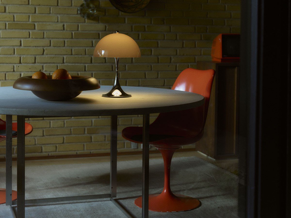 【ルイスポールセン/Louis Poulsen / GOODS】のPanthella 250 Portable V3 / パンテラ 250 ポータブル V3(オパール・クローム) インテリア・キッズ・メンズ・レディースファッション・服の通販 founy(ファニー) 　送料無料　Free Shipping　アクリル　Acrylic Material　テーブル　Table, Dining Table　ホーム・キャンプ・アウトドア・お取り寄せ　Home Living / Home & Lifestyle / Camping Gear / Outdoor Camping　家具・インテリア　Home Furniture & Interior. Stylish & Functional Living Spaces　ライト・照明　Lamps & Lighting Fixtures　オパール・ブラウン・クローム|ID: prp329100004655253 ipo3291000000035663245