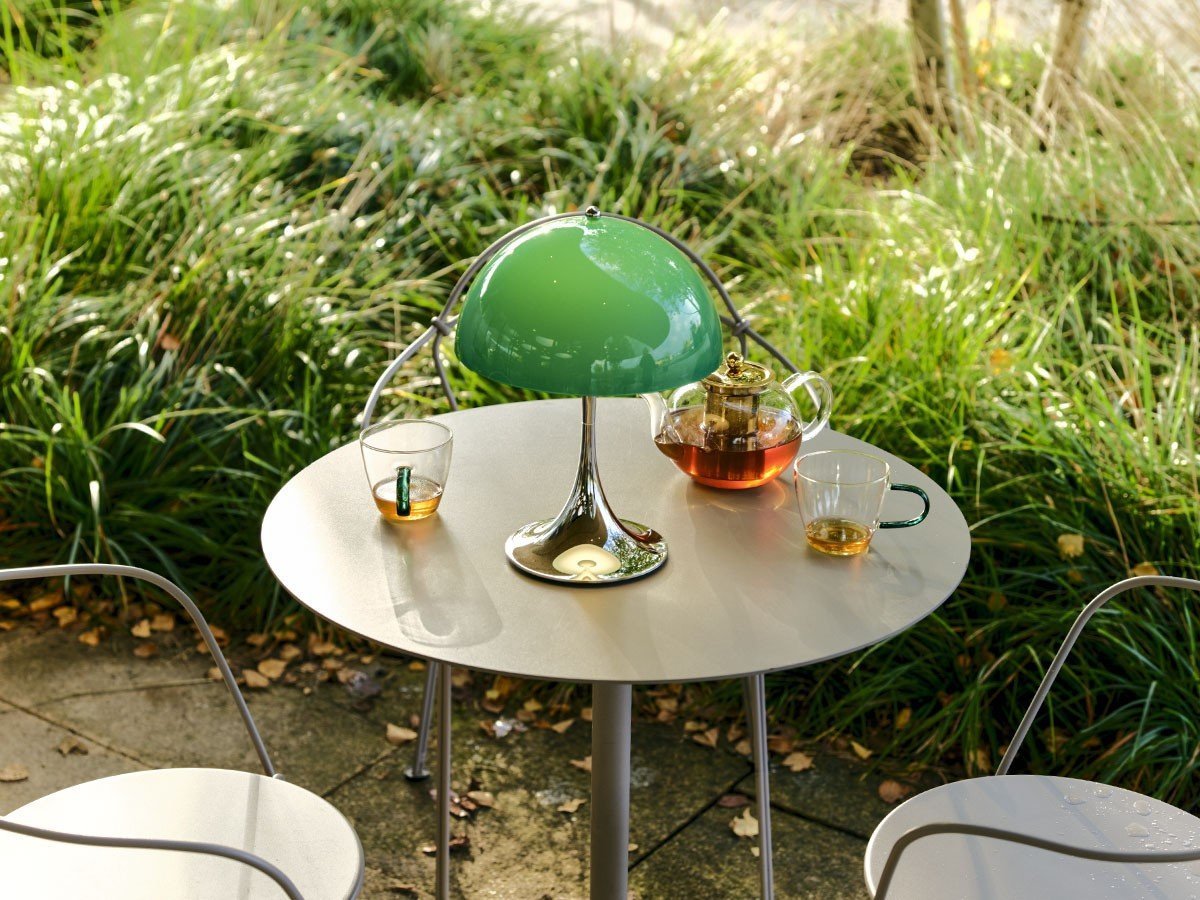 【ルイスポールセン/Louis Poulsen / GOODS】のPanthella 250 Portable V3 / パンテラ 250 ポータブル V3(オパール・クローム) インテリア・キッズ・メンズ・レディースファッション・服の通販 founy(ファニー) 　送料無料　Free Shipping　アクリル　Acrylic Material　テーブル　Table, Dining Table　ホーム・キャンプ・アウトドア・お取り寄せ　Home Living / Home & Lifestyle / Camping Gear / Outdoor Camping　家具・インテリア　Home Furniture & Interior. Stylish & Functional Living Spaces　ライト・照明　Lamps & Lighting Fixtures　オパール・グリーン・クローム|ID: prp329100004655253 ipo3291000000035663247