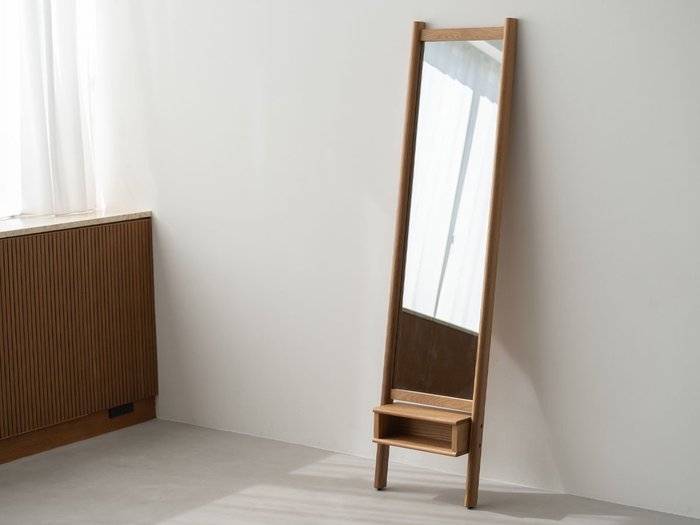 【ノーウェアライクホーム/NOWHERE LIKE HOME / GOODS】のCARMEN Stand Mirror / カルメン スタンドミラー インテリア・キッズ・メンズ・レディースファッション・服の通販 founy(ファニー) https://founy.com/ 送料無料 Free Shipping アクセサリー Fashion Accessories シンプル Simple, Minimal スタンド Stand Collar, Upright Stand ボックス Boxy, Box Shape ホーム・キャンプ・アウトドア・お取り寄せ Home Living / Home & Lifestyle / Camping Gear / Outdoor Camping 家具・インテリア Home Furniture & Interior. Stylish & Functional Living Spaces ミラー・ドレッサー Mirrors & Dressers 壁掛けミラー・全身鏡・スタンドミラー Wall Mirror ホーム・キャンプ・アウトドア・お取り寄せ Home Living / Home & Lifestyle / Camping Gear / Outdoor Camping 家具・インテリア Home Furniture & Interior. Stylish & Functional Living Spaces ミラー・ドレッサー Mirrors & Dressers ドレッサー・ミラー付き化粧台 Vanity Table for Bedroom |ID: prp329100004655263 ipo3291000000033668318