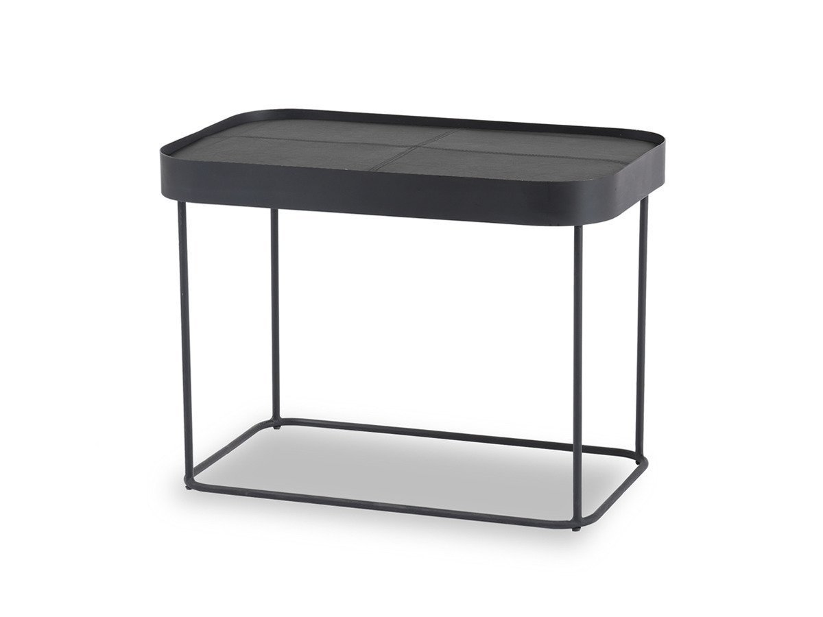 【ノーウェアライクホーム/NOWHERE LIKE HOME / GOODS】のFROM Side Table / フローム サイドテーブル 40 インテリア・キッズ・メンズ・レディースファッション・服の通販 founy(ファニー) 　送料無料　Free Shipping　テーブル　Table, Dining Table　リバーシブル　Reversible, Two-Sided　ホーム・キャンプ・アウトドア・お取り寄せ　Home Living / Home & Lifestyle / Camping Gear / Outdoor Camping　家具・インテリア　Home Furniture & Interior. Stylish & Functional Living Spaces　テーブル　Dining, Coffee & Side Tables　サイドテーブル・ナイトテーブル　Side & End Tables　ウォールナット × PVC ブラック|ID: prp329100004655280 ipo3291000000033668541