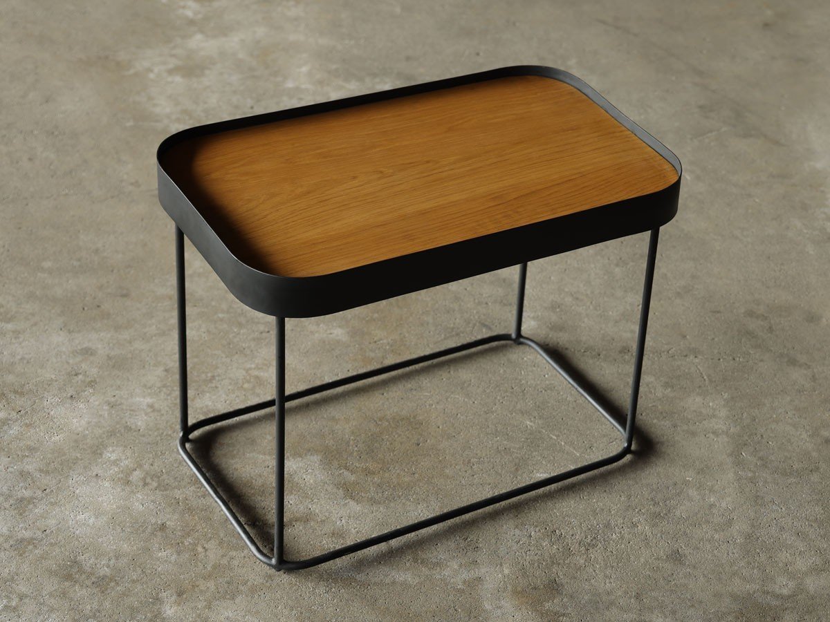 【ノーウェアライクホーム/NOWHERE LIKE HOME / GOODS】のFROM Side Table / フローム サイドテーブル 40 インテリア・キッズ・メンズ・レディースファッション・服の通販 founy(ファニー) 　送料無料　Free Shipping　テーブル　Table, Dining Table　リバーシブル　Reversible, Two-Sided　ホーム・キャンプ・アウトドア・お取り寄せ　Home Living / Home & Lifestyle / Camping Gear / Outdoor Camping　家具・インテリア　Home Furniture & Interior. Stylish & Functional Living Spaces　テーブル　Dining, Coffee & Side Tables　サイドテーブル・ナイトテーブル　Side & End Tables　オーク × PVC ブラウン(オーク面を上にした場合)|ID: prp329100004655280 ipo3291000000033668549