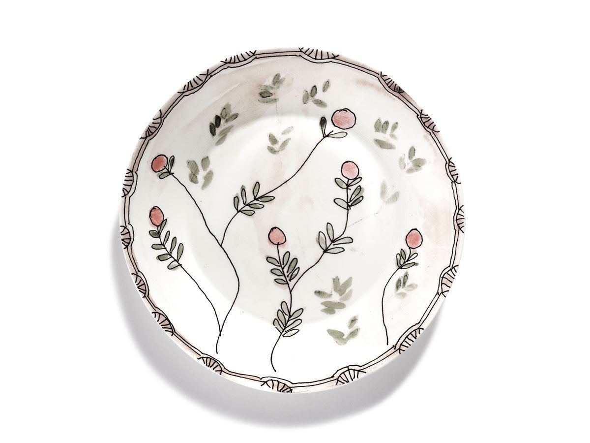【セラックス/SERAX / GOODS】のMIDNIGHT FLOWERS by MARNI Deep Plate M Mirtillo Nude / ミッドナイトフラワーズ バイ マルニ ディーププレート M ミルティッロヌード 22cm インテリア・キッズ・メンズ・レディースファッション・服の通販 founy(ファニー) 　送料無料　Free Shipping　イタリア　Italy　イラスト　Illustration　オレンジ　Orange　テーブル　Table, Dining Table　フォルム　Silhouette, Form　ラベンダー　Lavender　手描き　Hand-Drawn, Illustrated　-|ID: prp329100004660651 ipo3291000000033727545