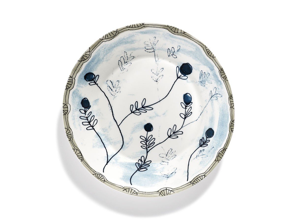 【セラックス/SERAX / GOODS】のMIDNIGHT FLOWERS by MARNI Deep Plate M Mirtillo Tea / ミッドナイトフラワーズ バイ マルニ ディーププレート M ミルティッロティー 22cm インテリア・キッズ・メンズ・レディースファッション・服の通販 founy(ファニー) 　イタリア　Italy　オレンジ　Orange　テーブル　Table, Dining Table　手描き　Hand-Drawn, Illustrated　フォルム　Silhouette, Form　ラベンダー　Lavender　送料無料　Free Shipping　-|ID: prp329100004660657 ipo3291000000033727559